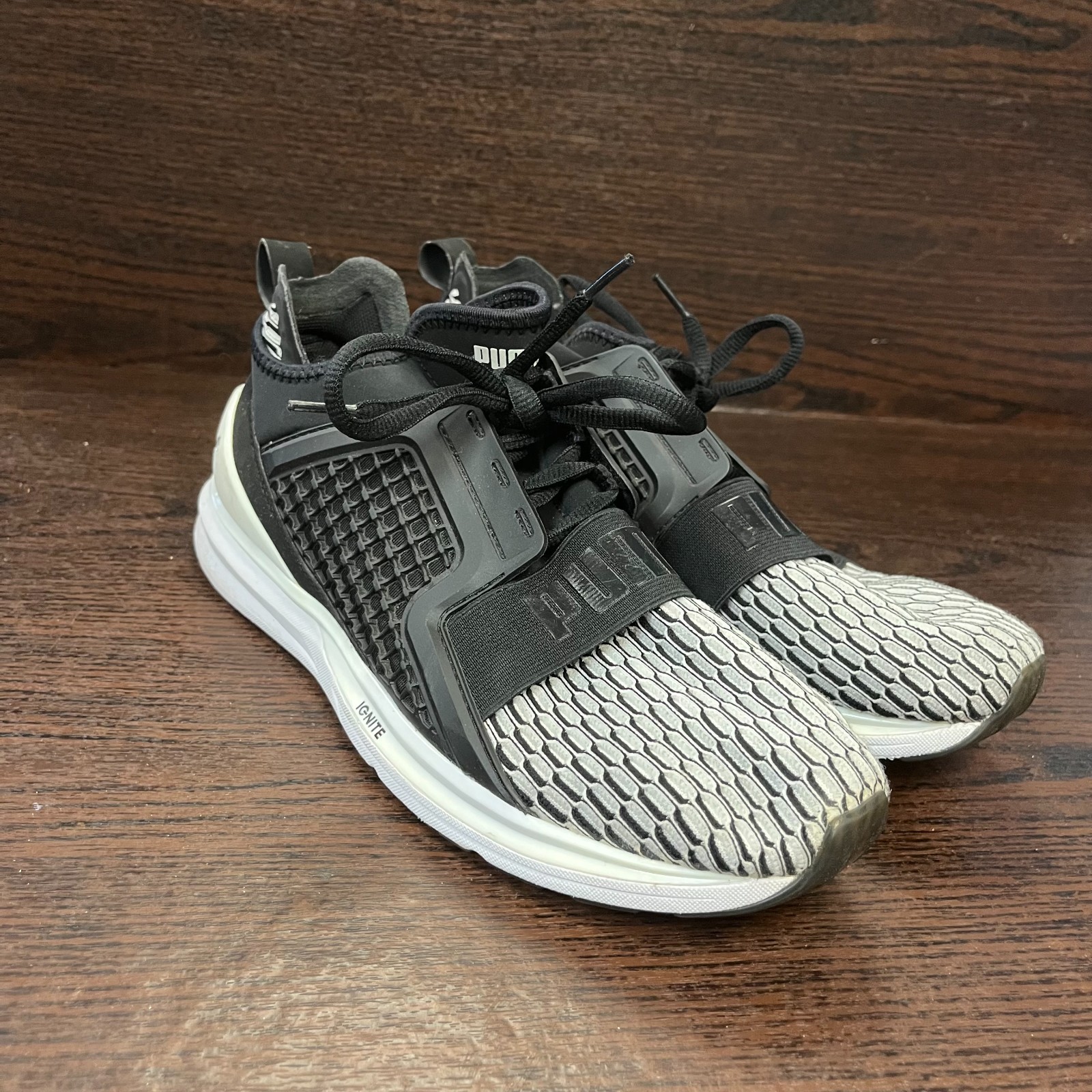 Puma Ignite Limitless Women’s Sneakers Size 7.5 Black White Knit Running Low Top
