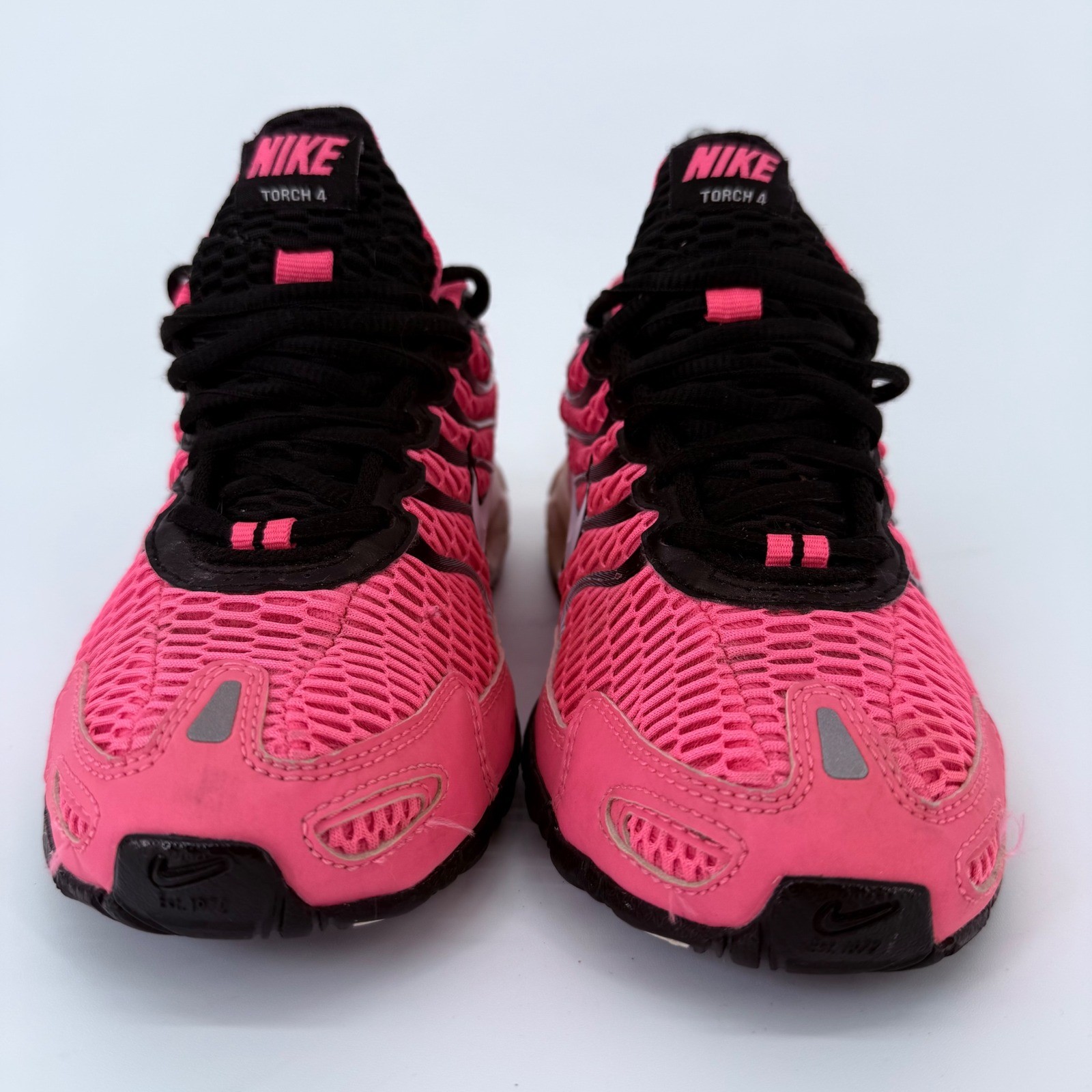 Nike Air Torch 4 Womens Running Shoes Neon Pink Black White Y2k Preppy