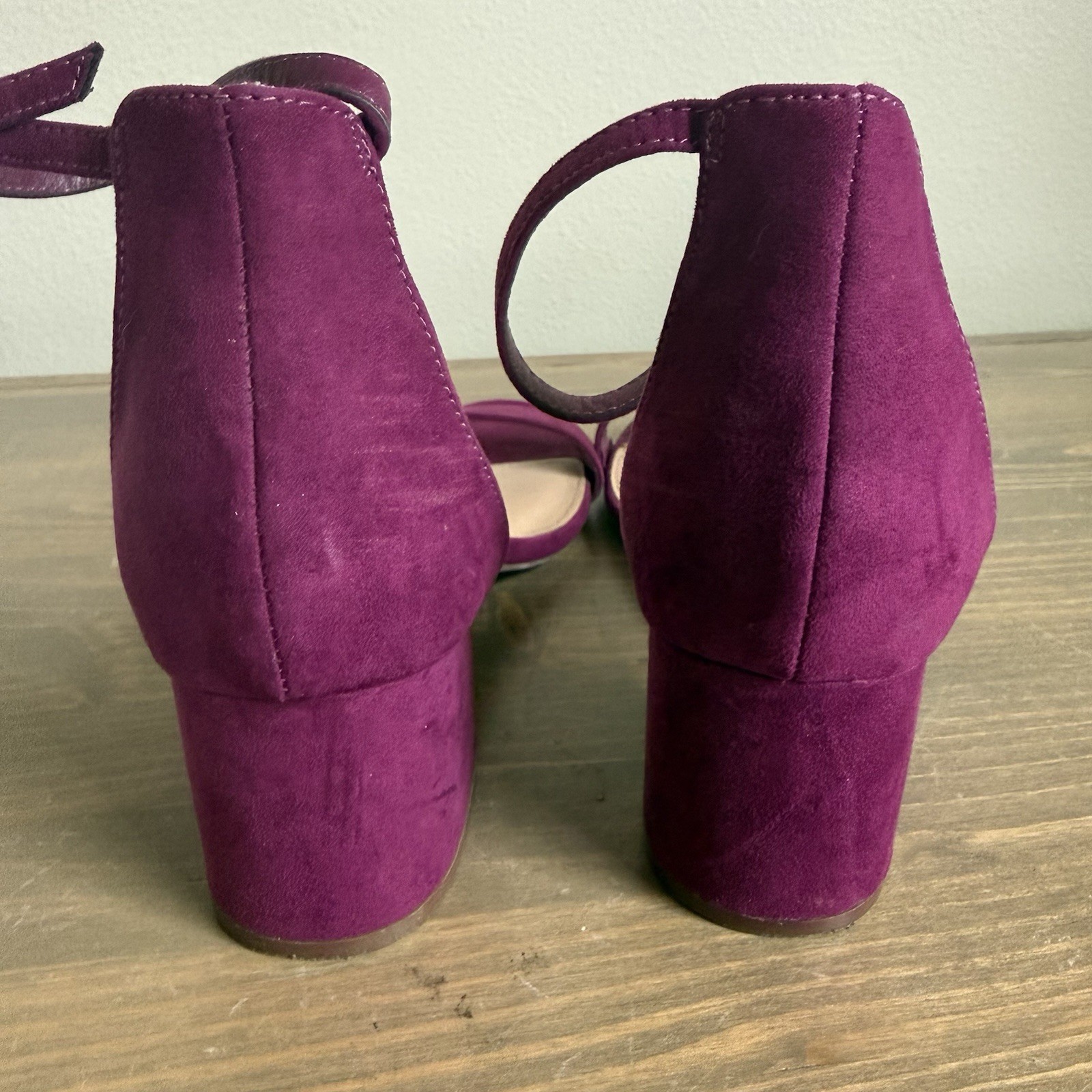 Madden Girl Womens 9.5M Fuschia Purple Ileana Faux Suede Block Heel Sandal