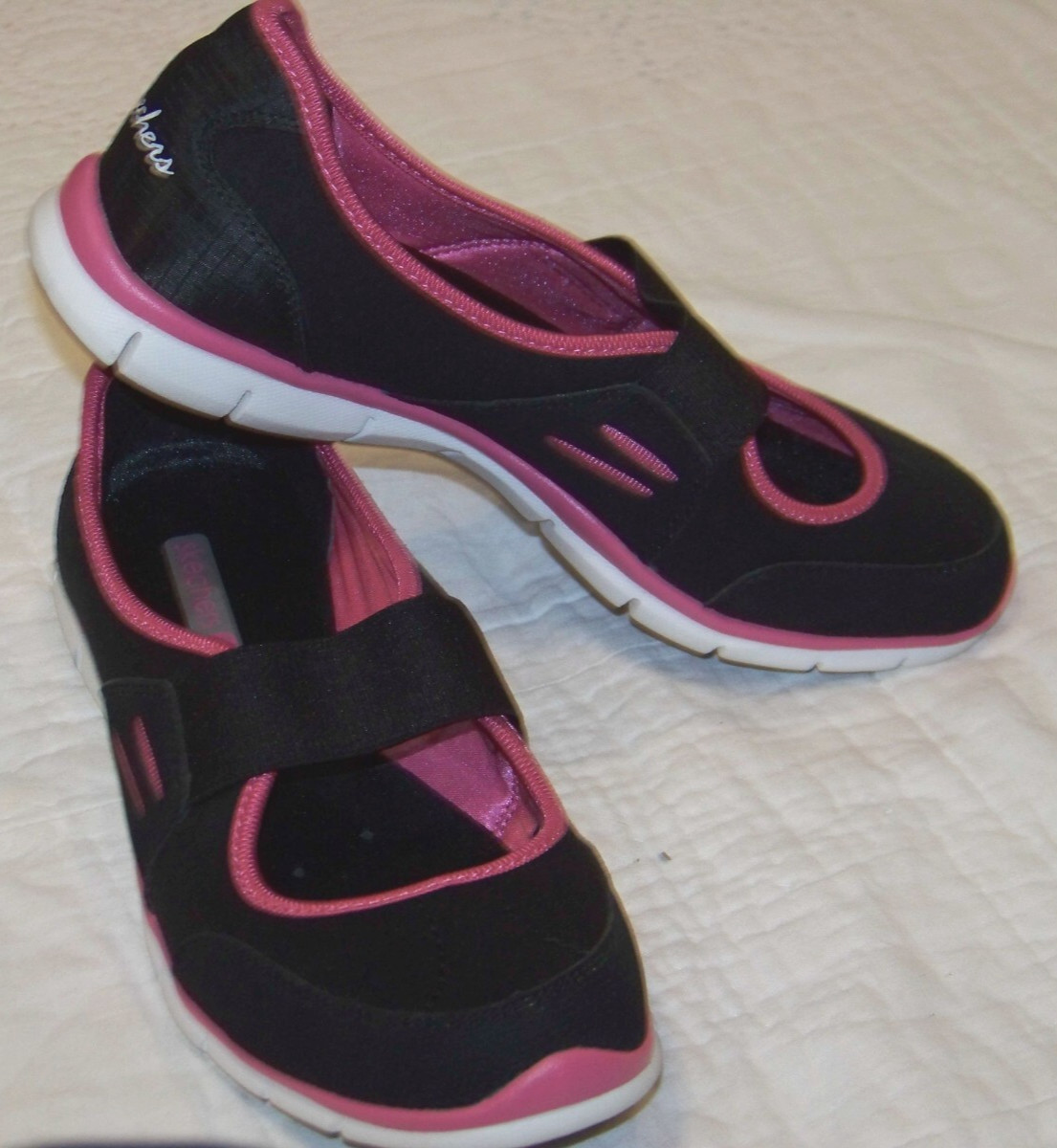 Women’s Skechers Flex Slip-On Shoes – Size 6.5 – Excellent Condition