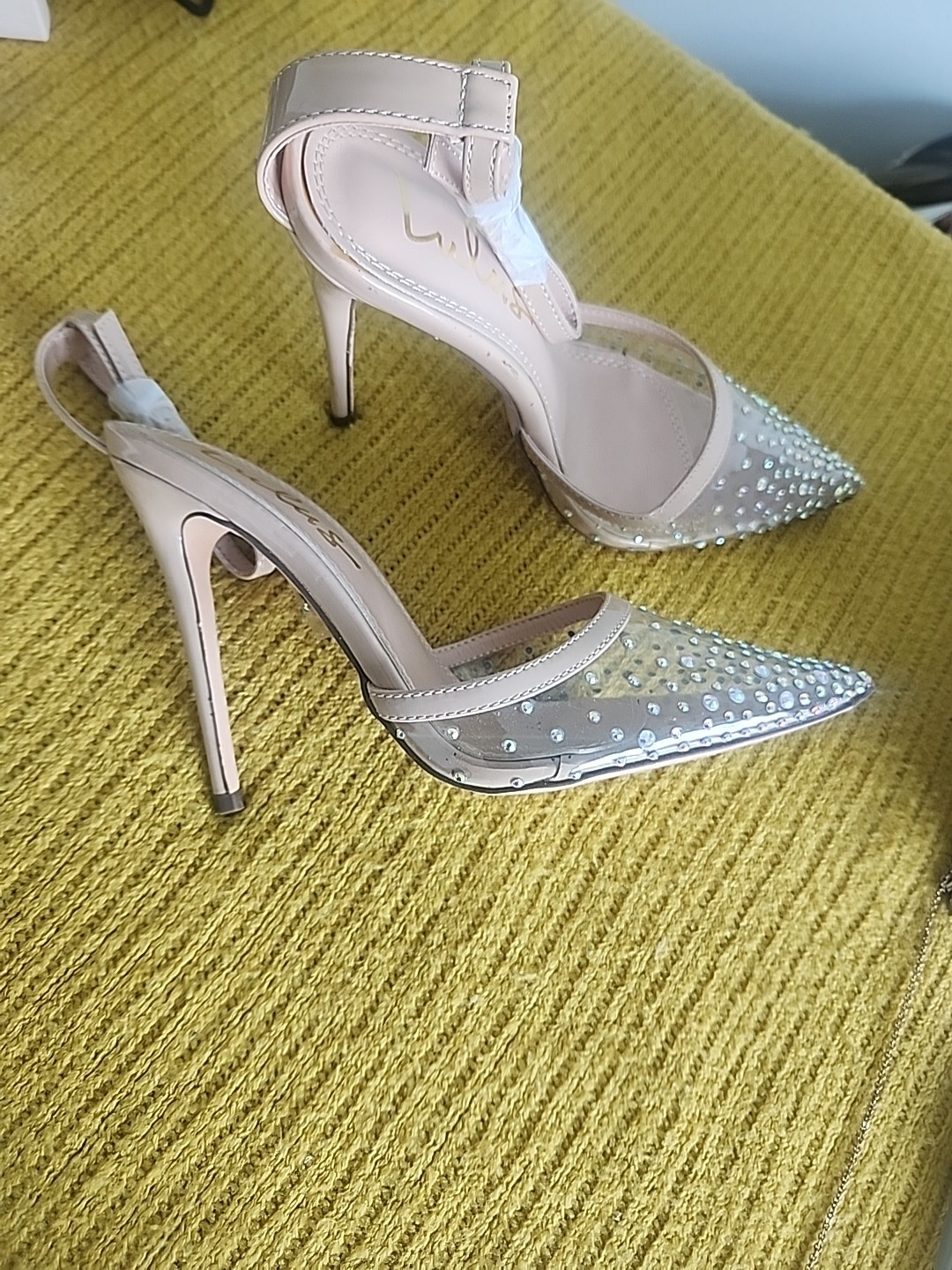 NEW Lulus Ladies Nude Rhinestone High Heels Shoes Ankle Wrap Wedding Party Sz 6