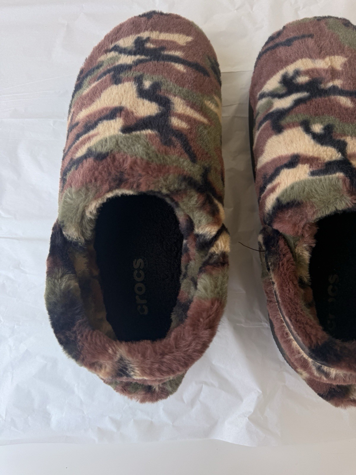 Crocs Classic Unfurgettable Camo Lined Clogs M8 W10 Army Green Multi EUC