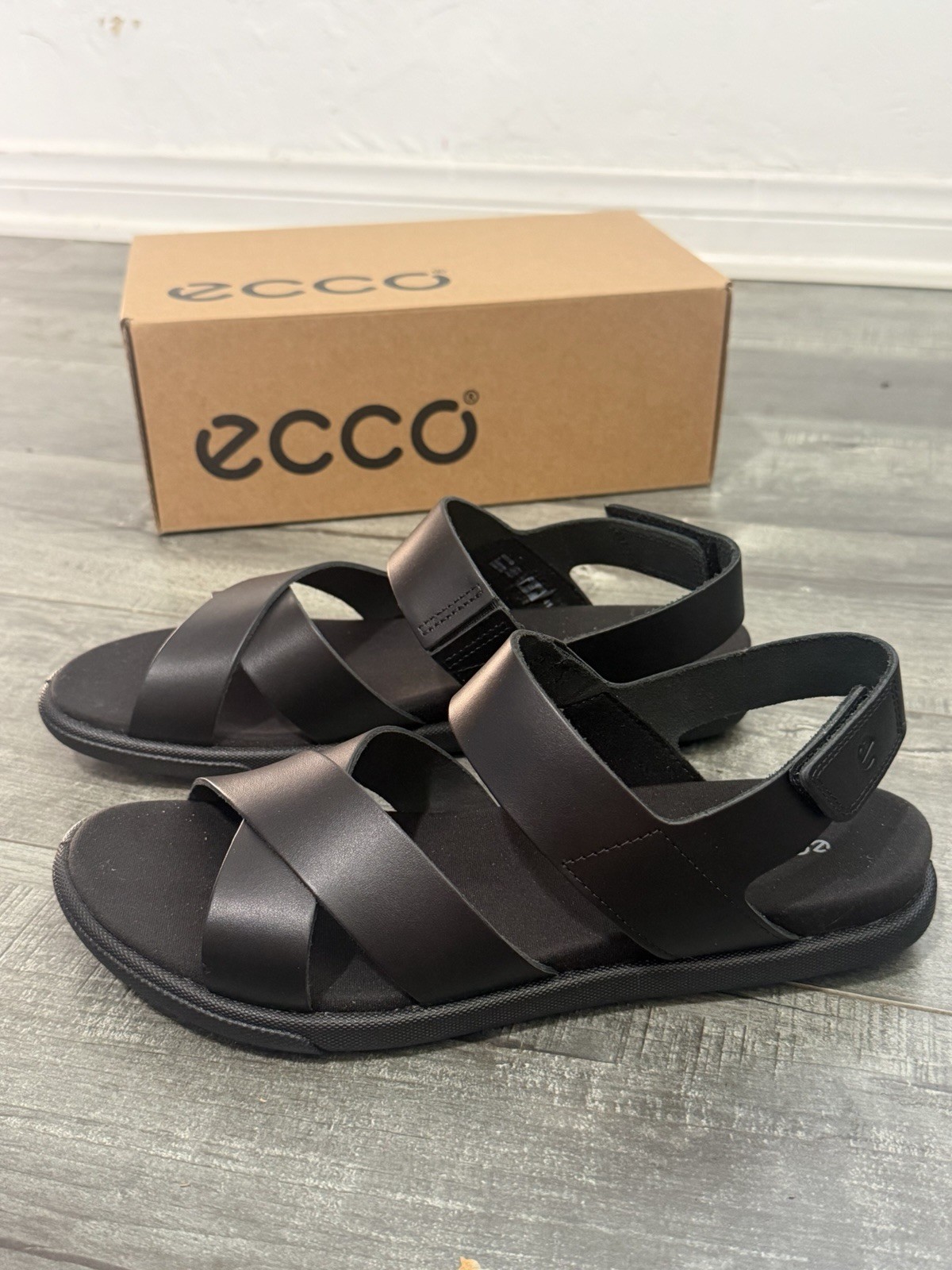 ECCO Samara NWB Black Leather Comfort Sandals Women’s US 10-10.5 EU 41