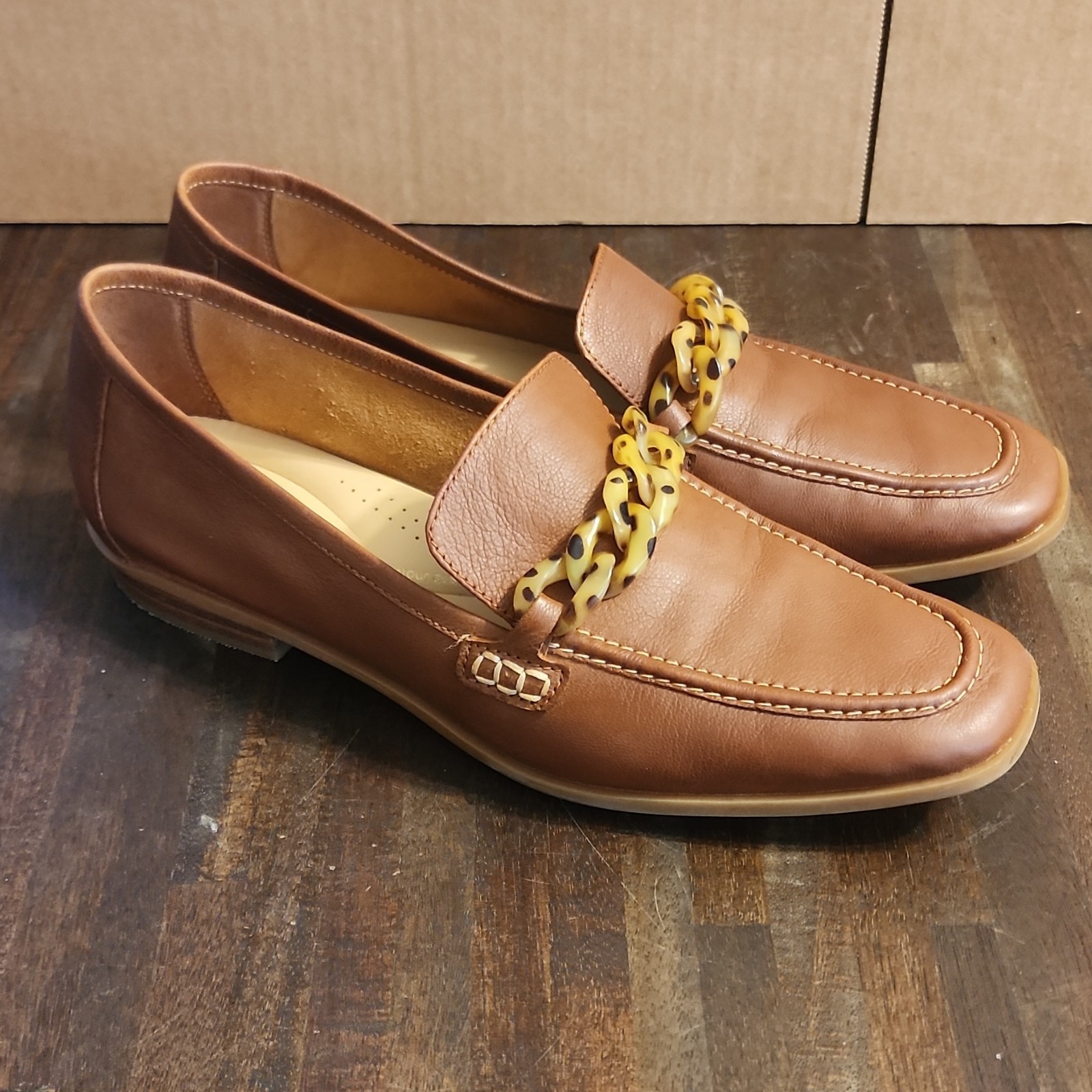 Clarks Sarafyna Iris Women’s Brown Leather Square Toe Loafers US 10 M