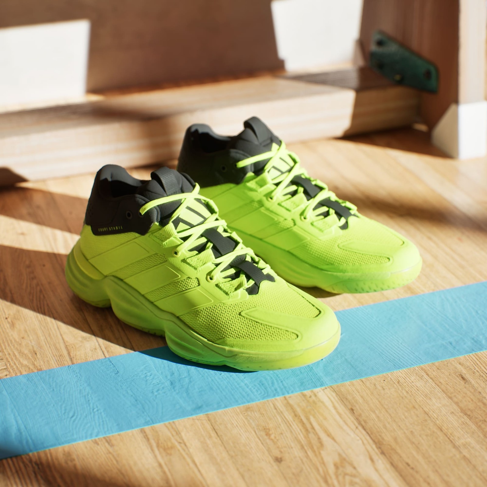 adidas Court Stabil Indoor Shoes support & ventilation Lemon sneackers M9/ W10