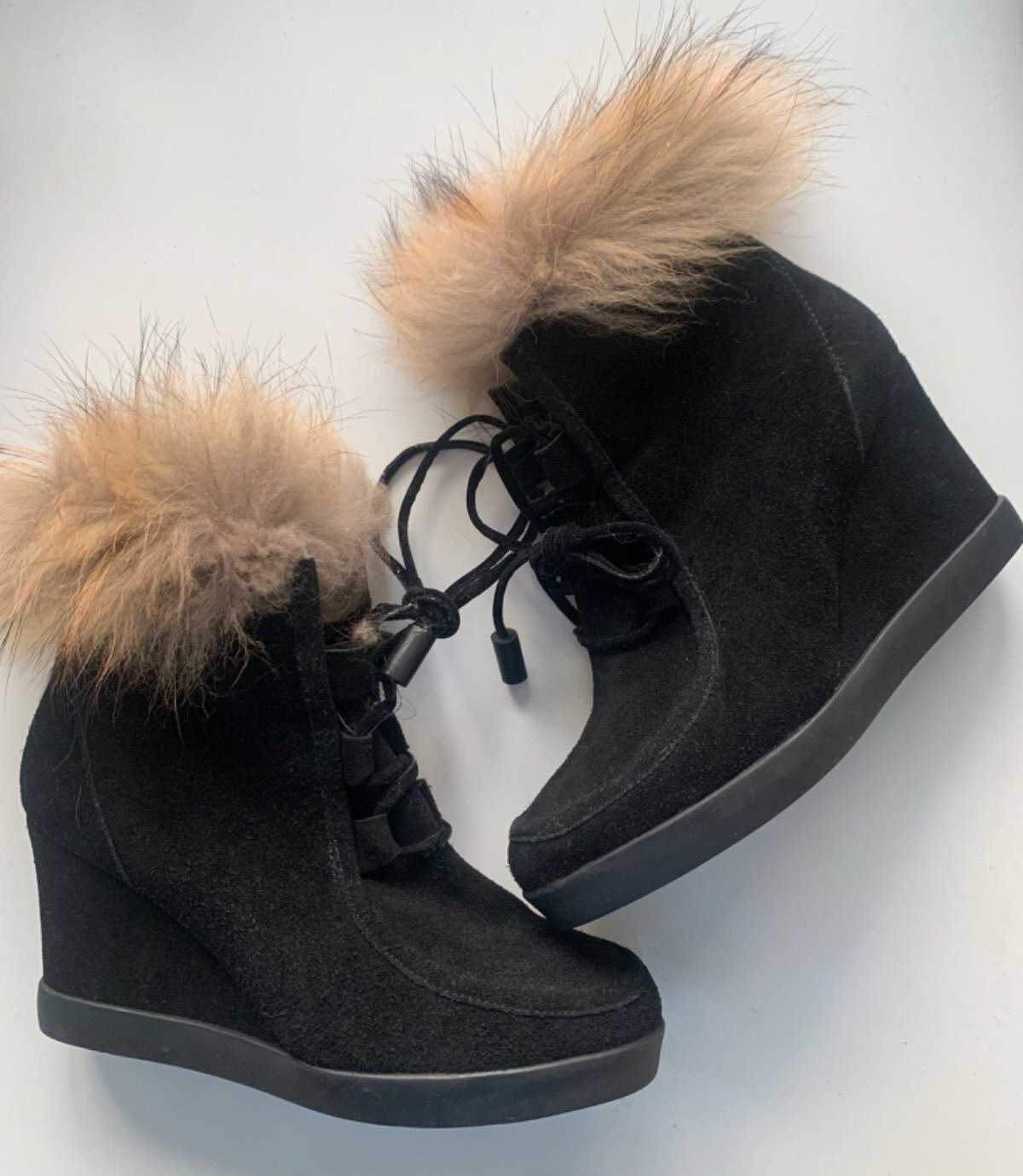 BARNEYS NEW YORK Womens Boots 8 7.5 HEIDI Hidden Wedge FOX FUR Leather SUEDE