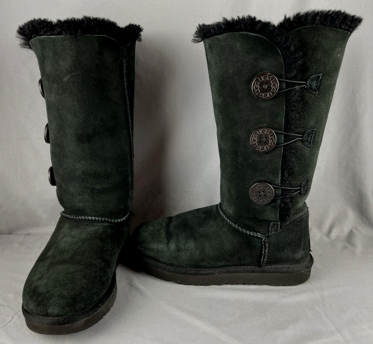 UGG Australia Bailey Button Triplet Boots Black Leather & Sheepskin Size 7