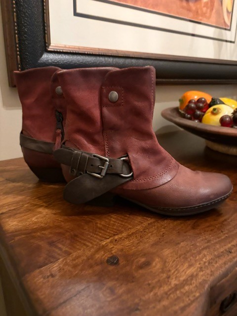 Miz Mooz veronica short harness boots size 37