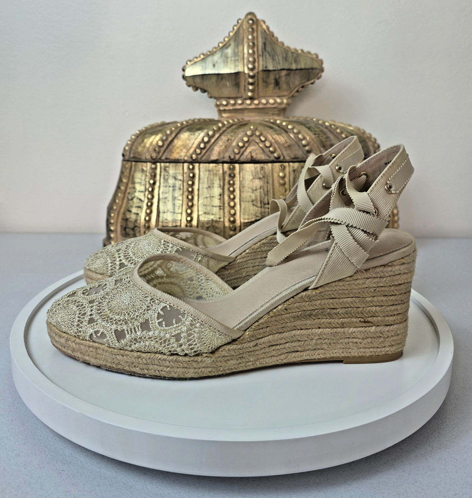 ADRIANNA PAPELL «Penny» Ivory Lace Espadrilles Wedge Natural Barcelona Mesh Sz 9