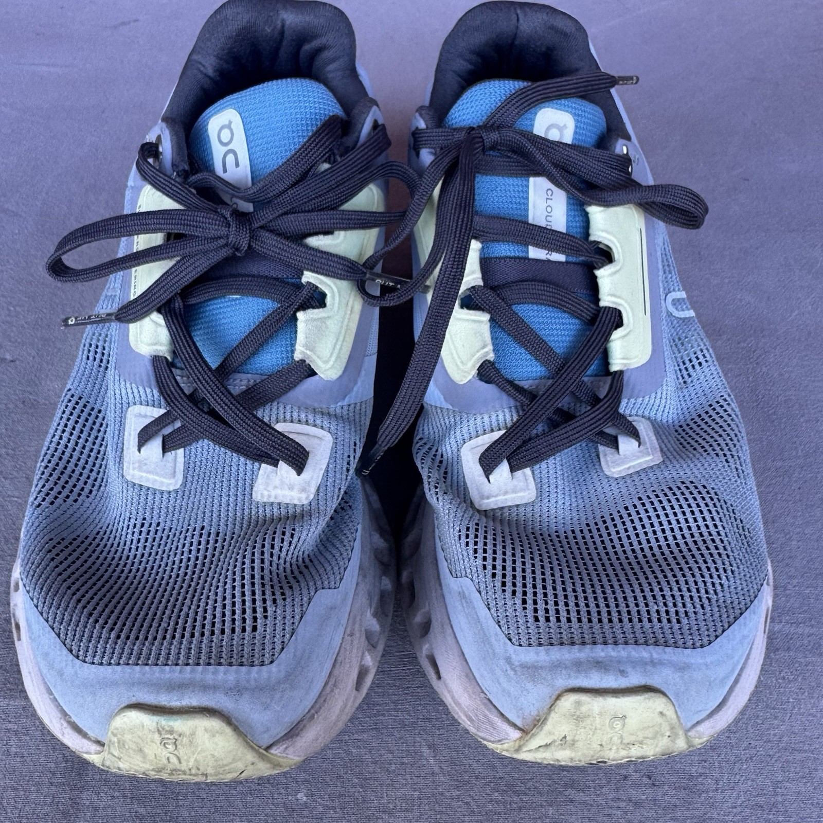 Size 6 – On Cloudstratus Chambray Blue Lavender White 39.98658 Running Shoes