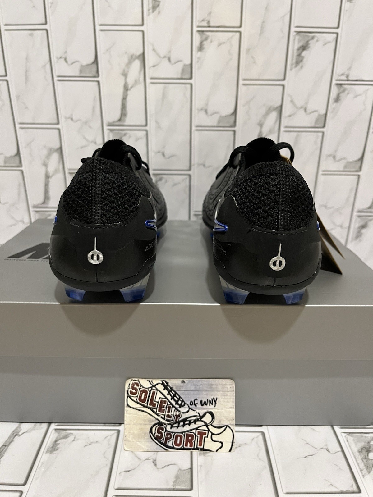 New Nike Tiempo Legend 10 Elite FG ACC Soccer Cleats Black Royal Blue Womens 8
