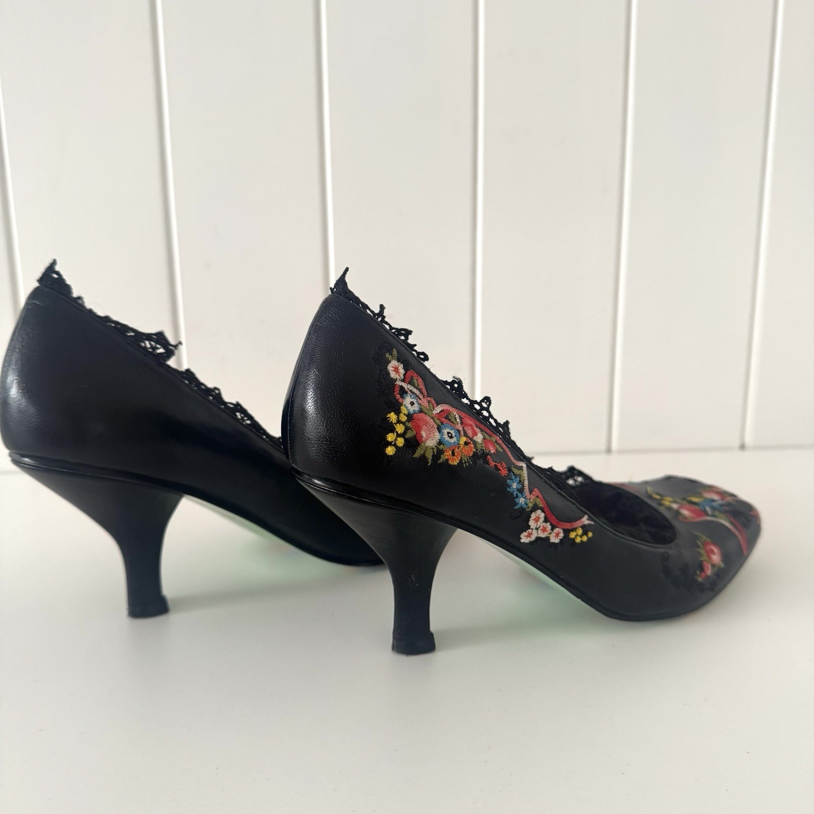 Irregular Choice Leather Heels Size 38 7 Black Floral Bird Embroidered Lace Trim