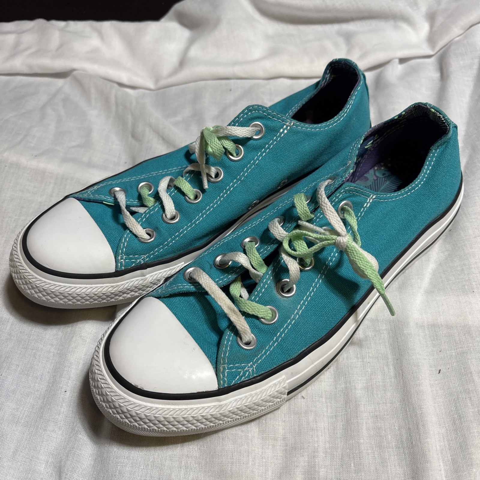 CONVERSE CT All Star Mediterranean Athletic Canvas Sneakers – women’s size 9
