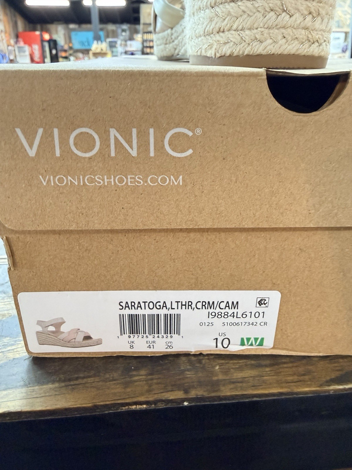 Vionic Women’s Saratoga Camel/cream Wedge Sandals 10W