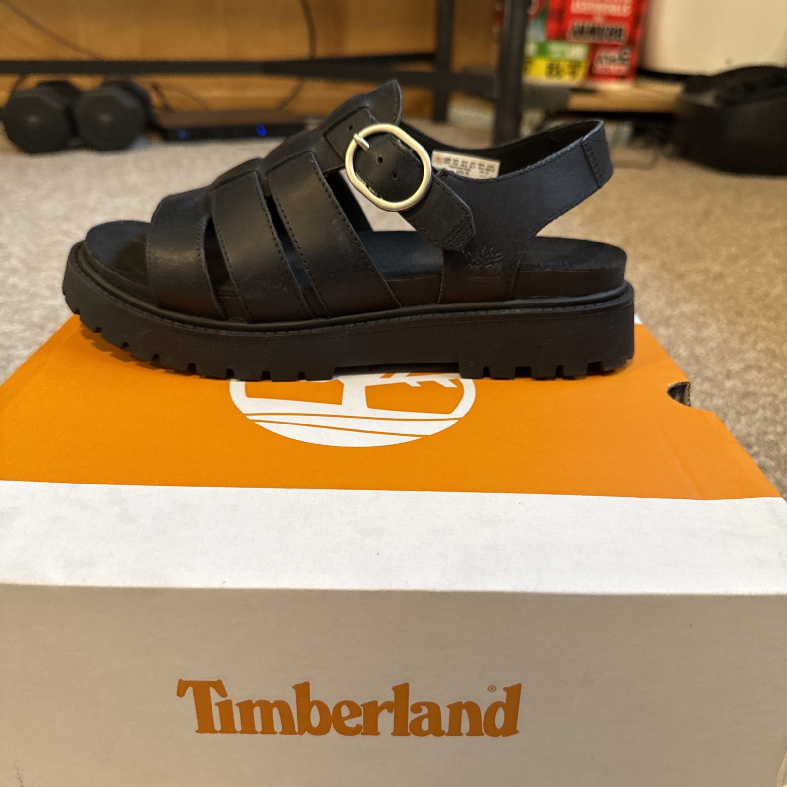 Timberland Women’s Clairemont Way Fisherman Sandals Black Leather strap 8.5