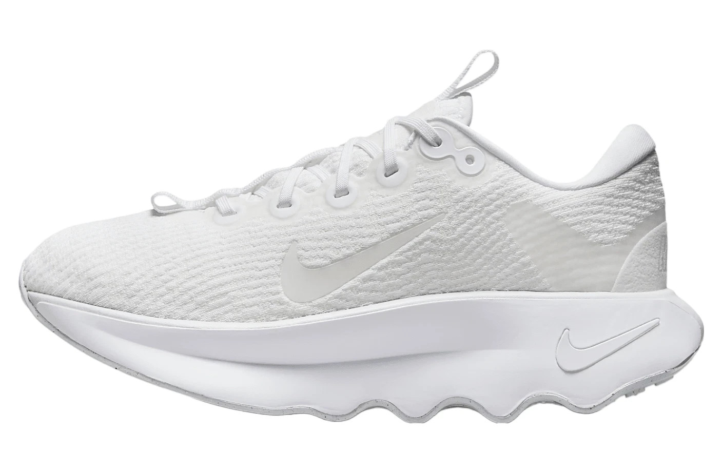 SIZE 7 Women’s Nike Motiva White Summit Pure Platinum DV1238-106 Walking Shoes