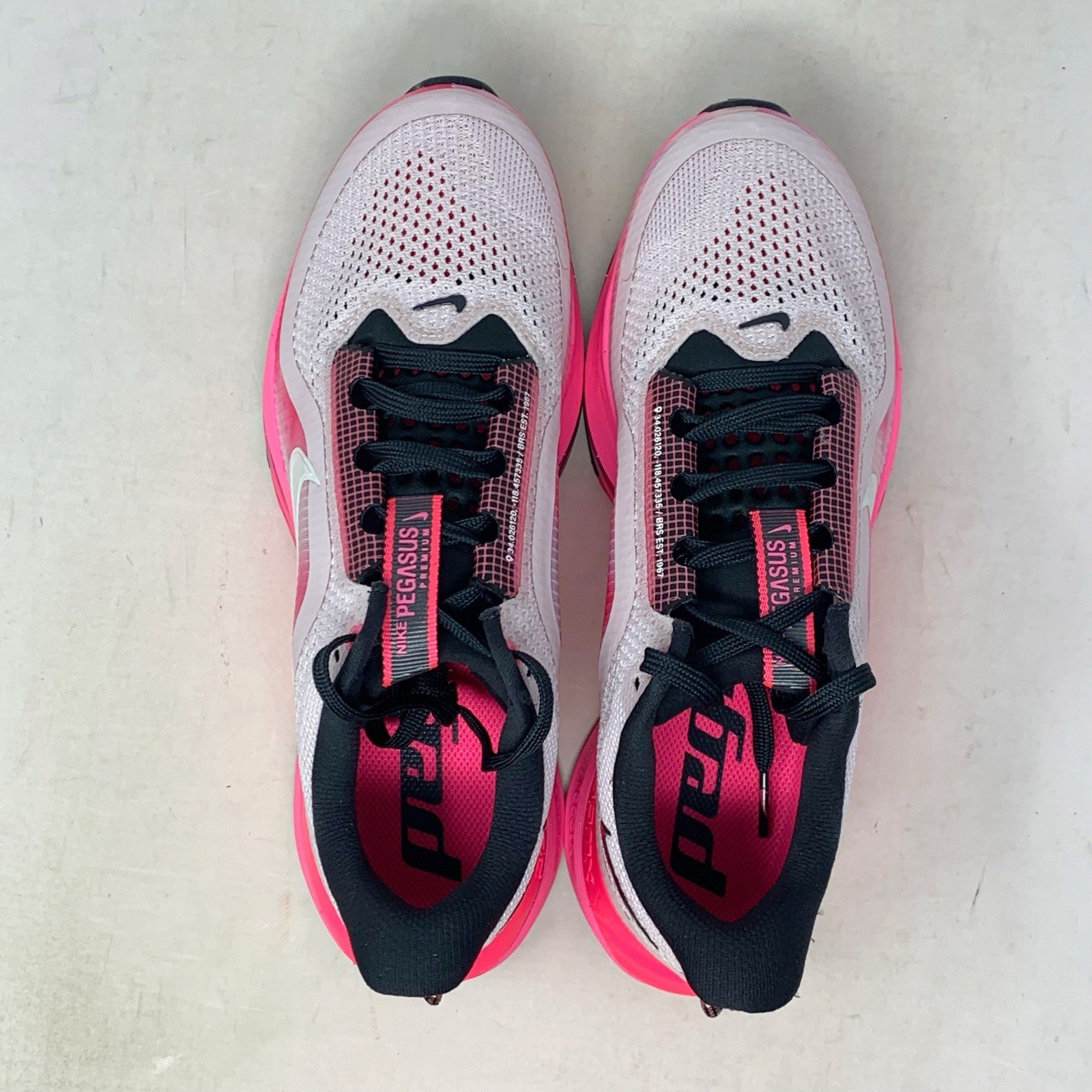 Nike Pegasus Premium Pearl Hyper Pink Sneakers, Size 8 BNIB IR1811-664