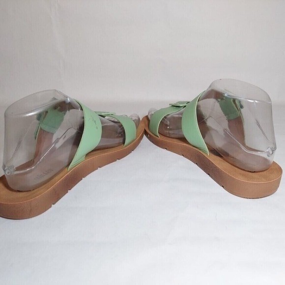Olivia Miller Sandals Women 8 Mint Resort Woven Double Buckle Platform Slides
