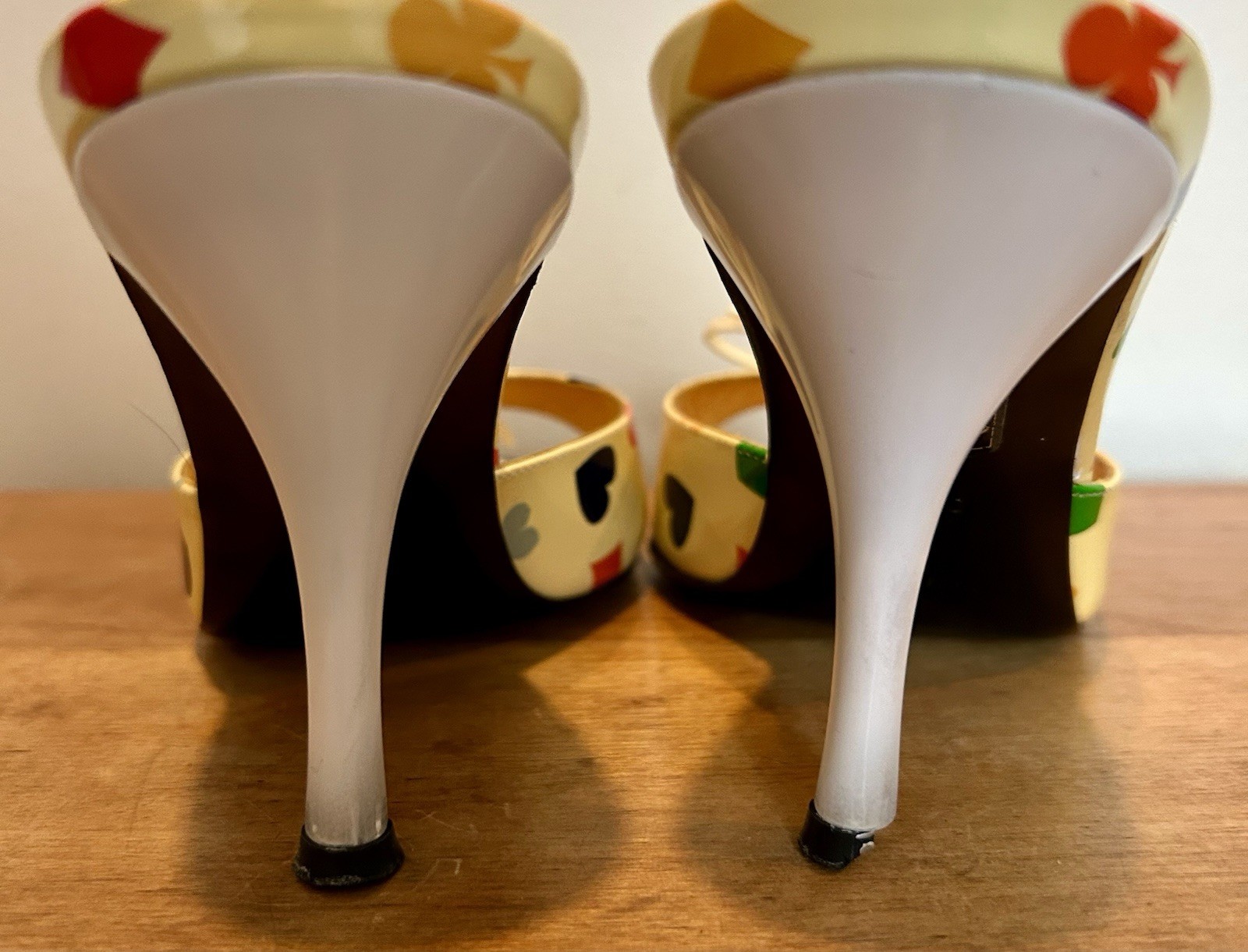 VIA SPIGA Heart High Heels Slides 6.5 Cards Diamond Spade Club Casino Las Vegas