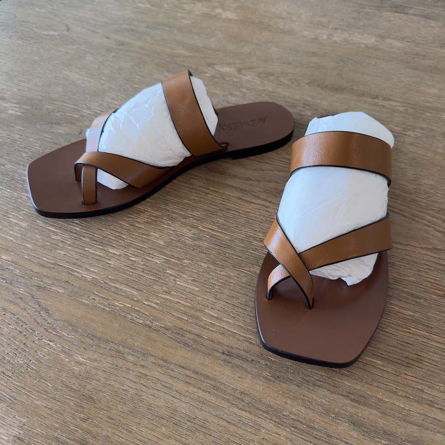 A. Emery Carter Minimalist Brown Full Grain Leather Sandals-Sz 38/US7-RRP $160