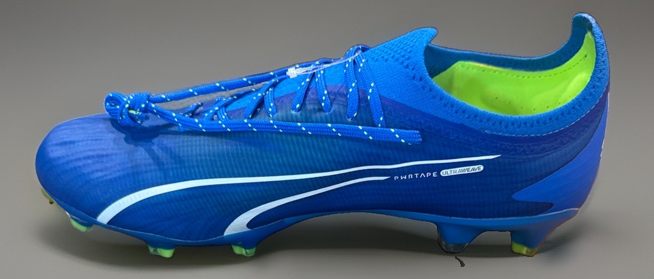 Puma Women’s Ultra Ultimate Ultra Blue Puma White Soccer Cleats Size 9.5
