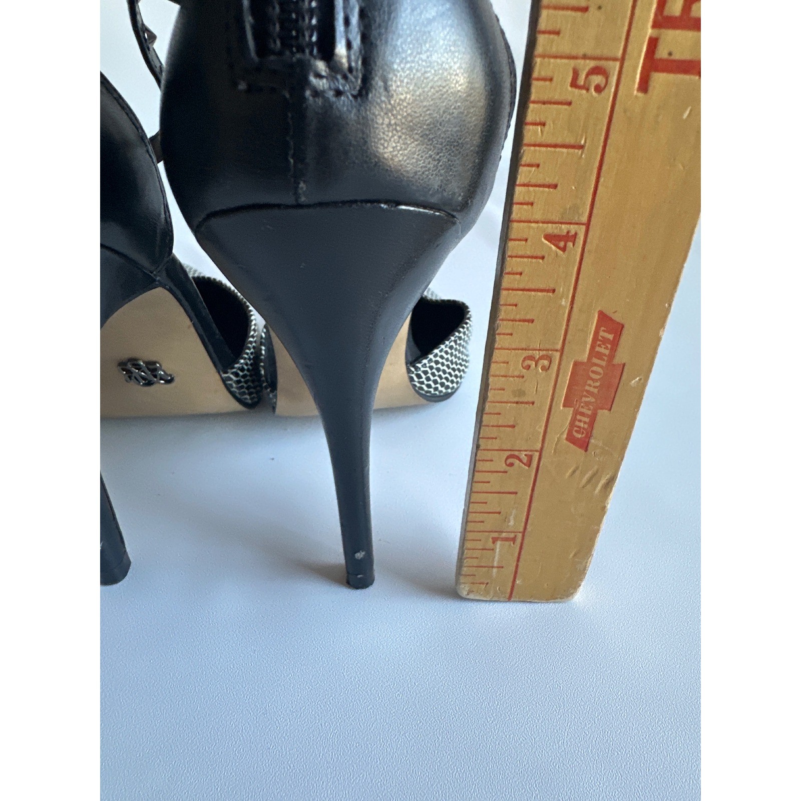 Rock Republic Studded Ankle Strap Heels Pointed Toe Black White Pumps 7.5
