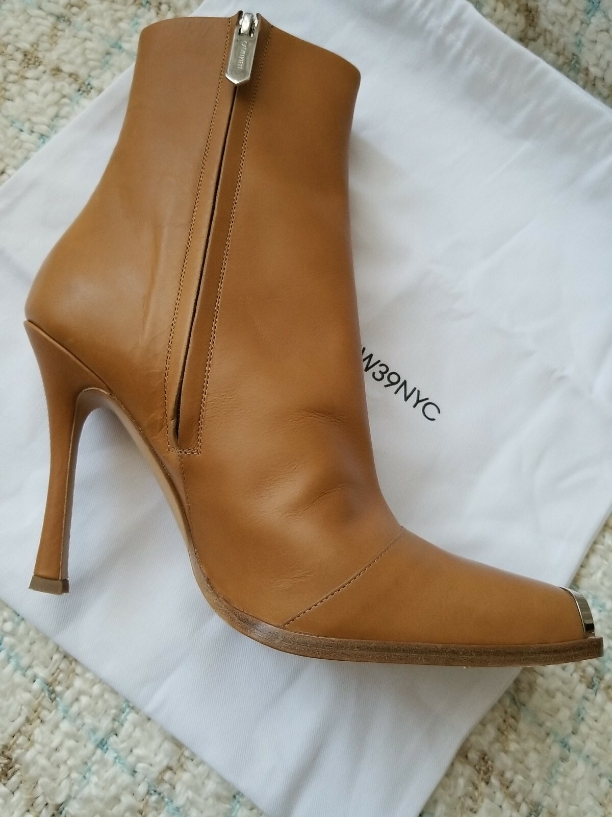 WILAMIONA METAL-TRIMMED High Heel ANKLE BOOTIE CALVIN KLEIN 205W39NYC SIZE 37.5
