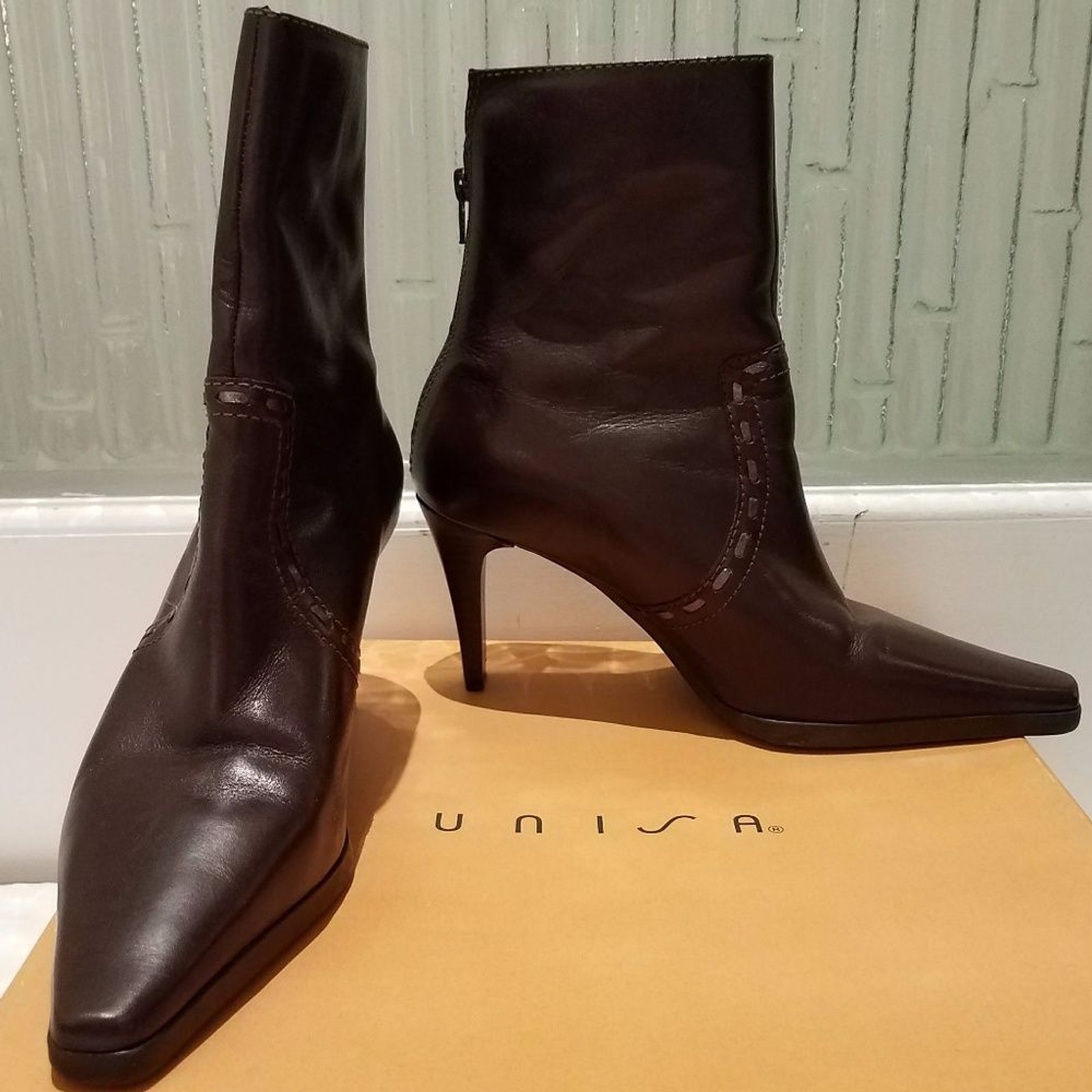 Unisa Leather Ankle Boots
