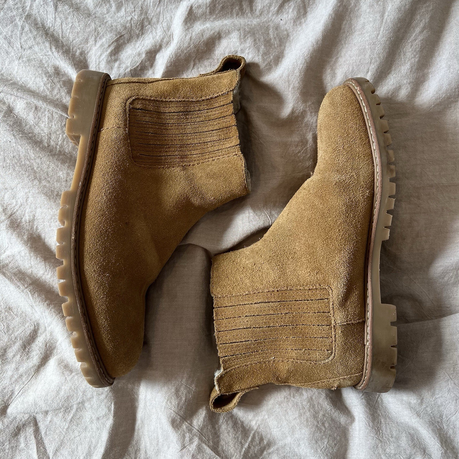 Madewell Carlin shearling suede Chelsea boot ankle booties 6.5 tan brown