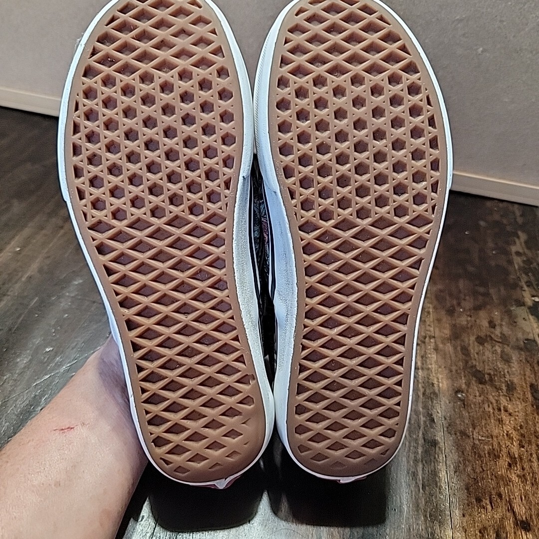 Trashed VANS Slip on shoes canvas skull roses death Black Crow Womens 7.5 Men 6