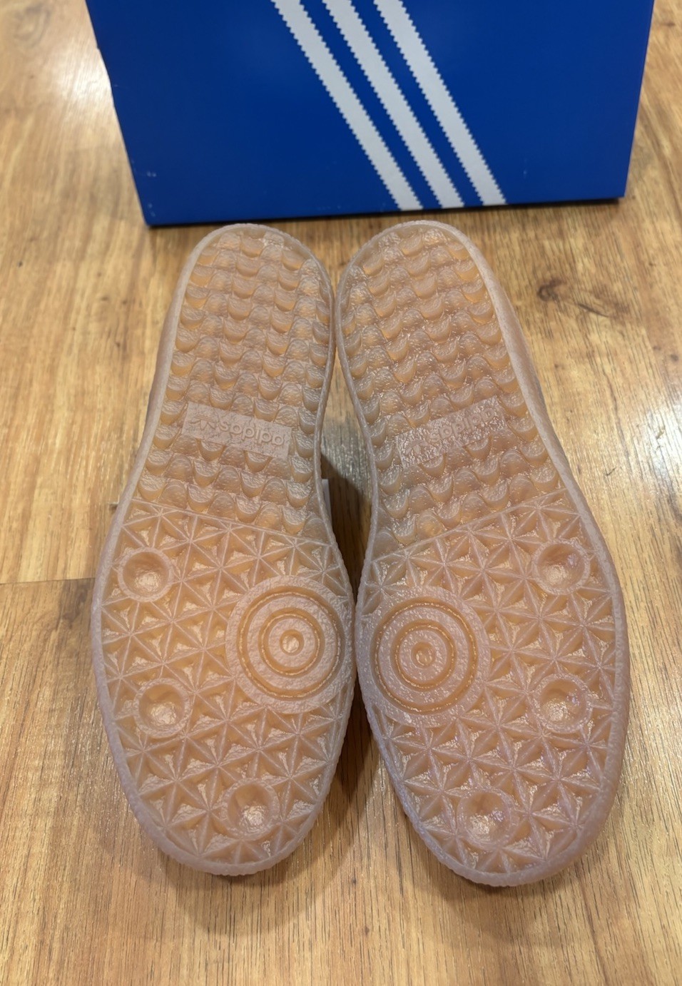 Adidas Originals SAMBAE Women’s Shoes White Black Gum JI1349 Size 7.5 New NIB