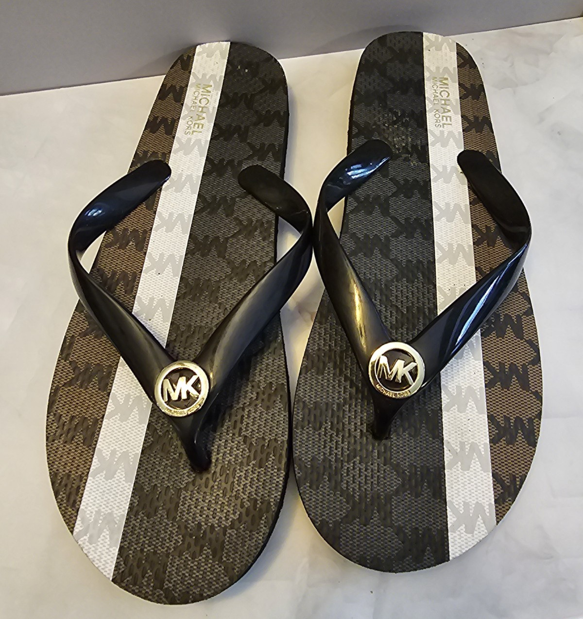 MICHAEL Michael Kors Jet Set Logo Stripe Flip Flop
