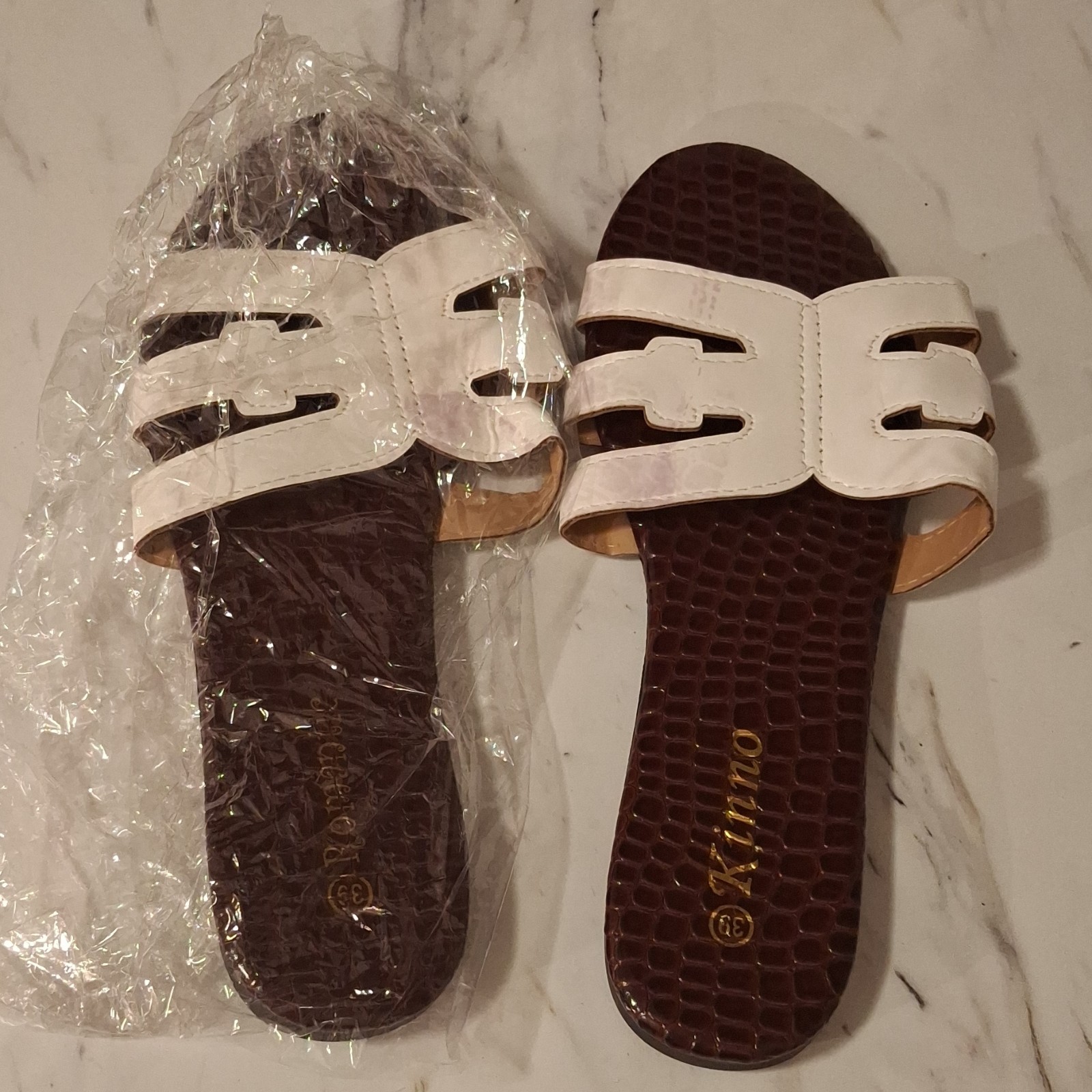 Kino White Slip On Flat Slide Sandals Straps Solid Casual Summer Women Size 9