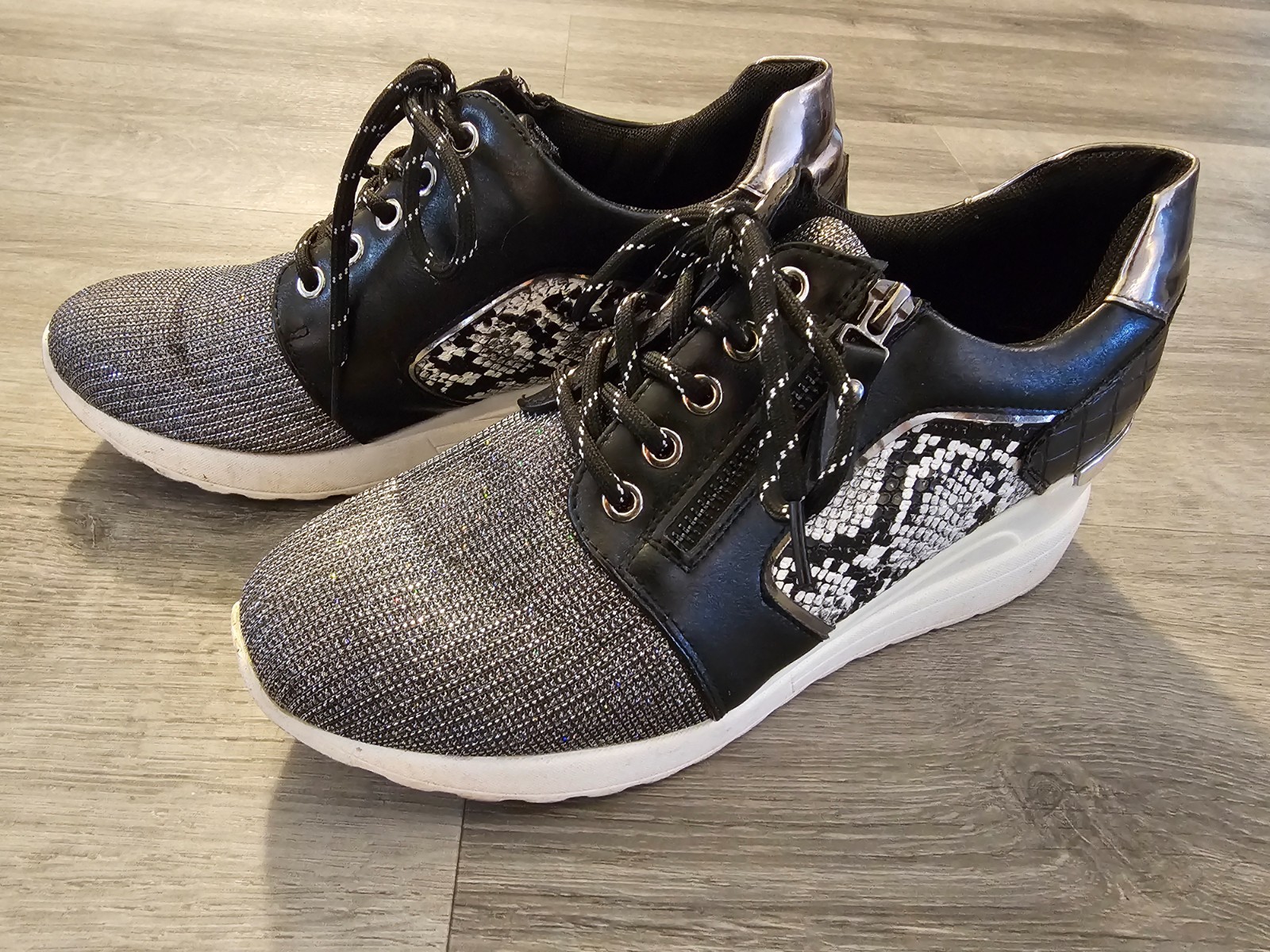 Ninety Union Womens Ultra Black Silver Sparkle Wedge Shoes Size 10 Side Zipper