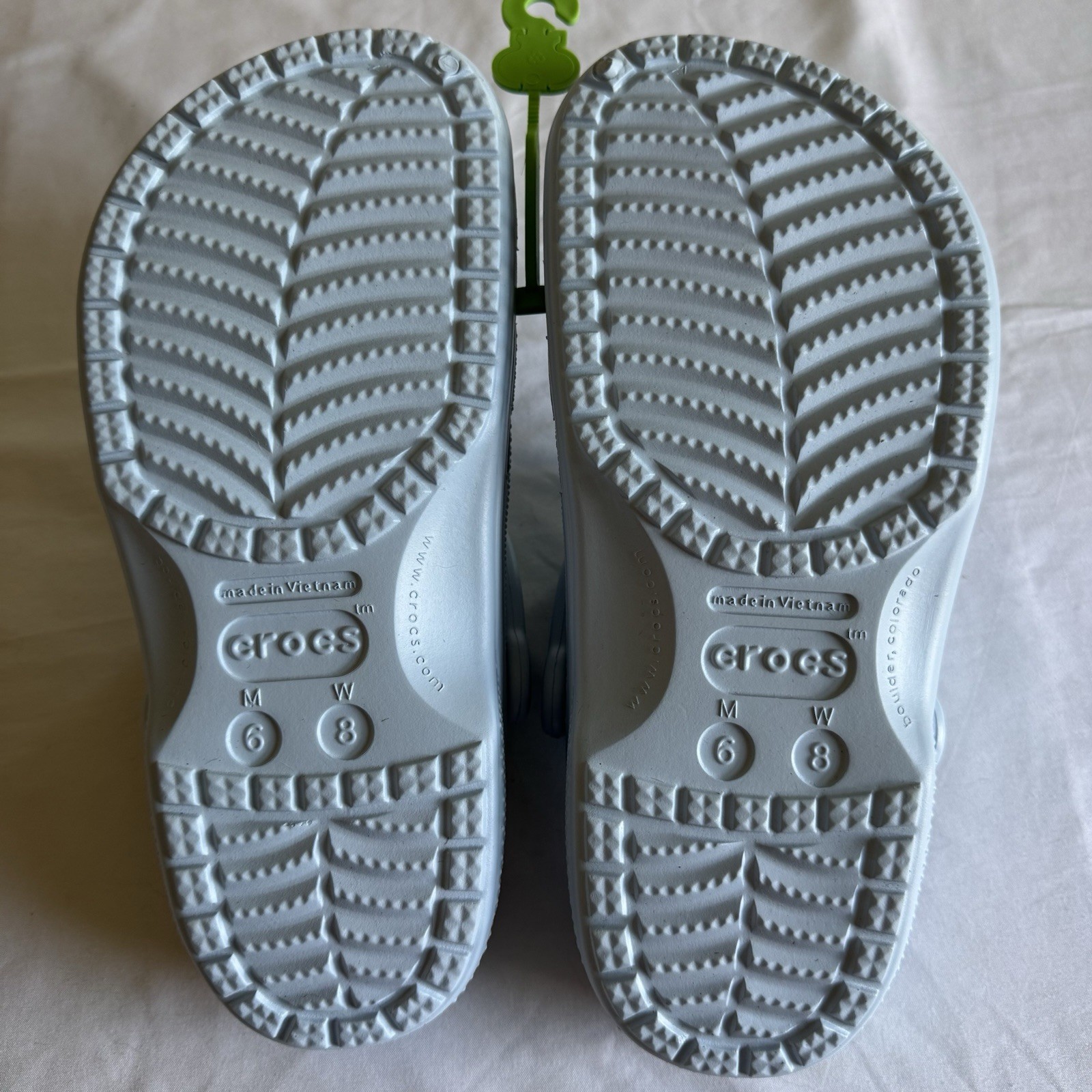 Crocs Baya Clogs Mineral Blue M6 W8 NWT Logo Lightweight Slip On Comfort Unisex