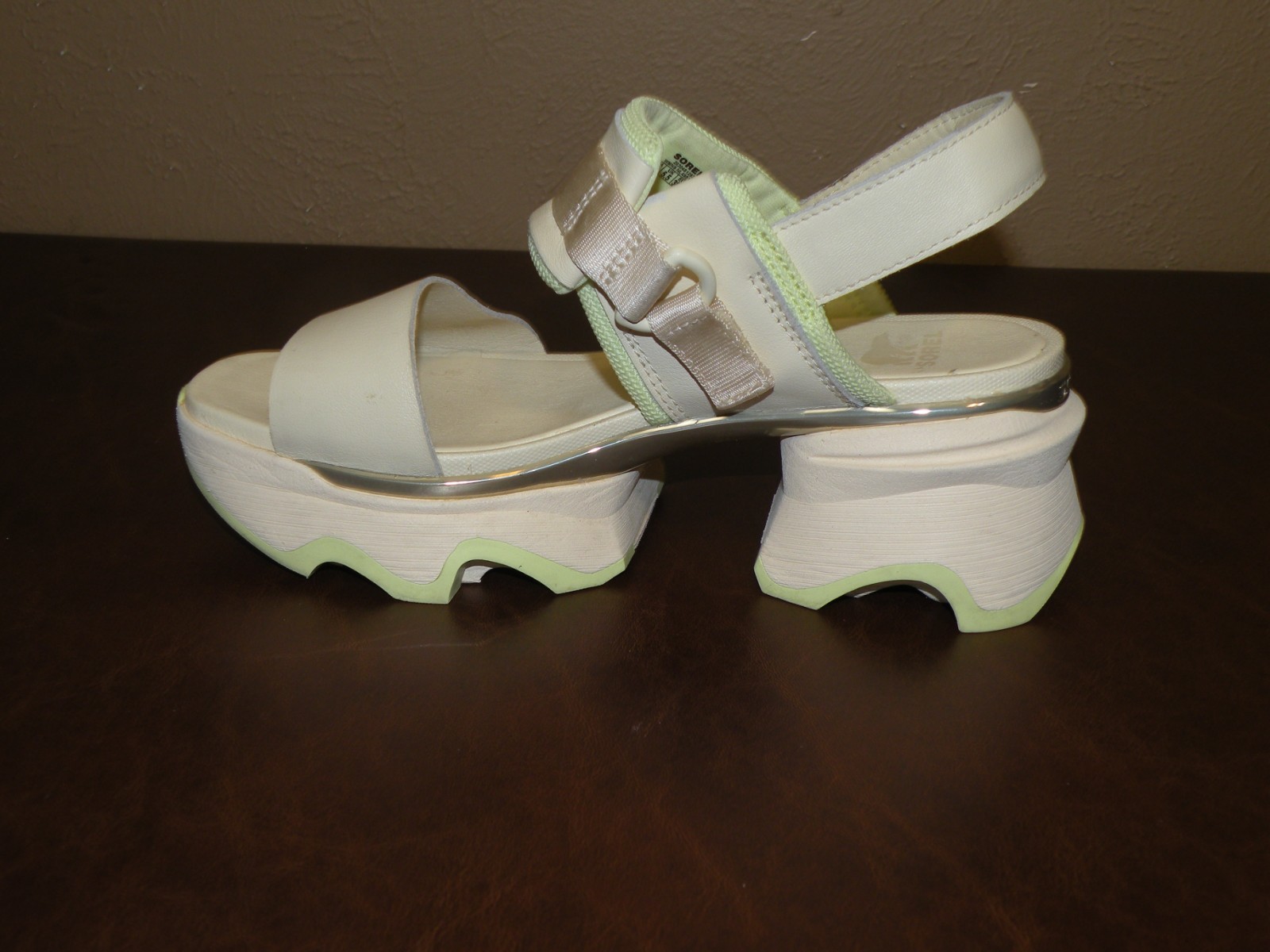 SOREL Kinetic Impact Slingback Chunky Platform Sandals Shoes Sold Out Colorway