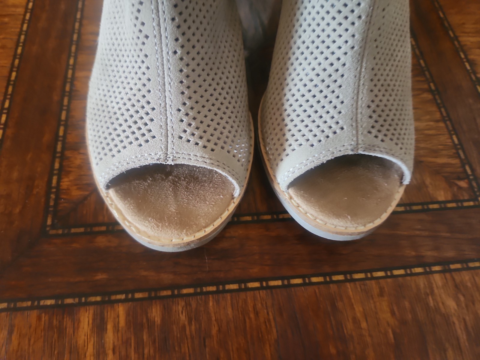 Toms Majorca Peep Toe Perforated Heel Ankle Shoes 7.5