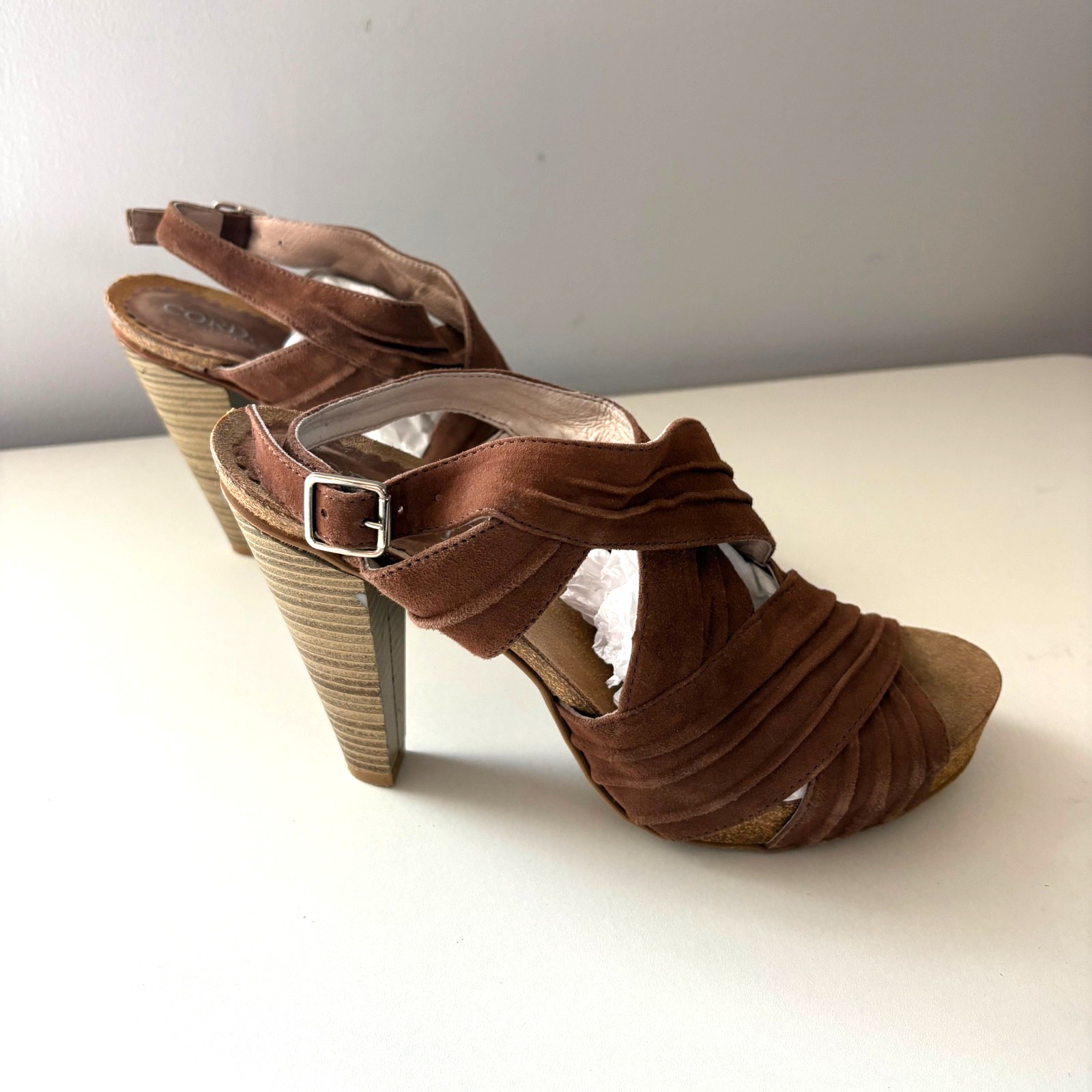 Cordani Womens Sz 39 US 8 Russell Brown Twister Sandals 4″ Heel Some Heel Wear