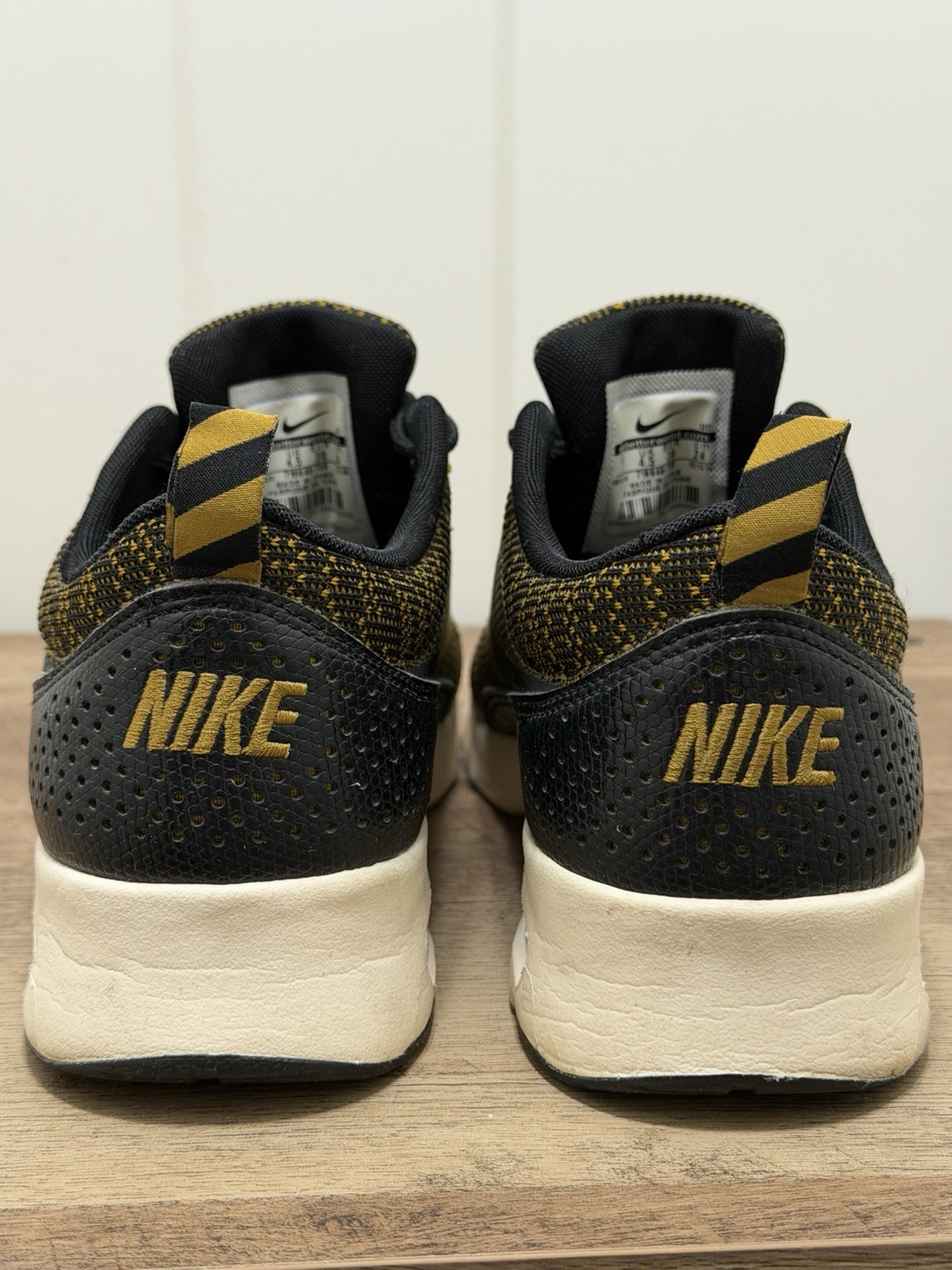 Women’s Nike Air Max Thea GS Gold/Black – US 7