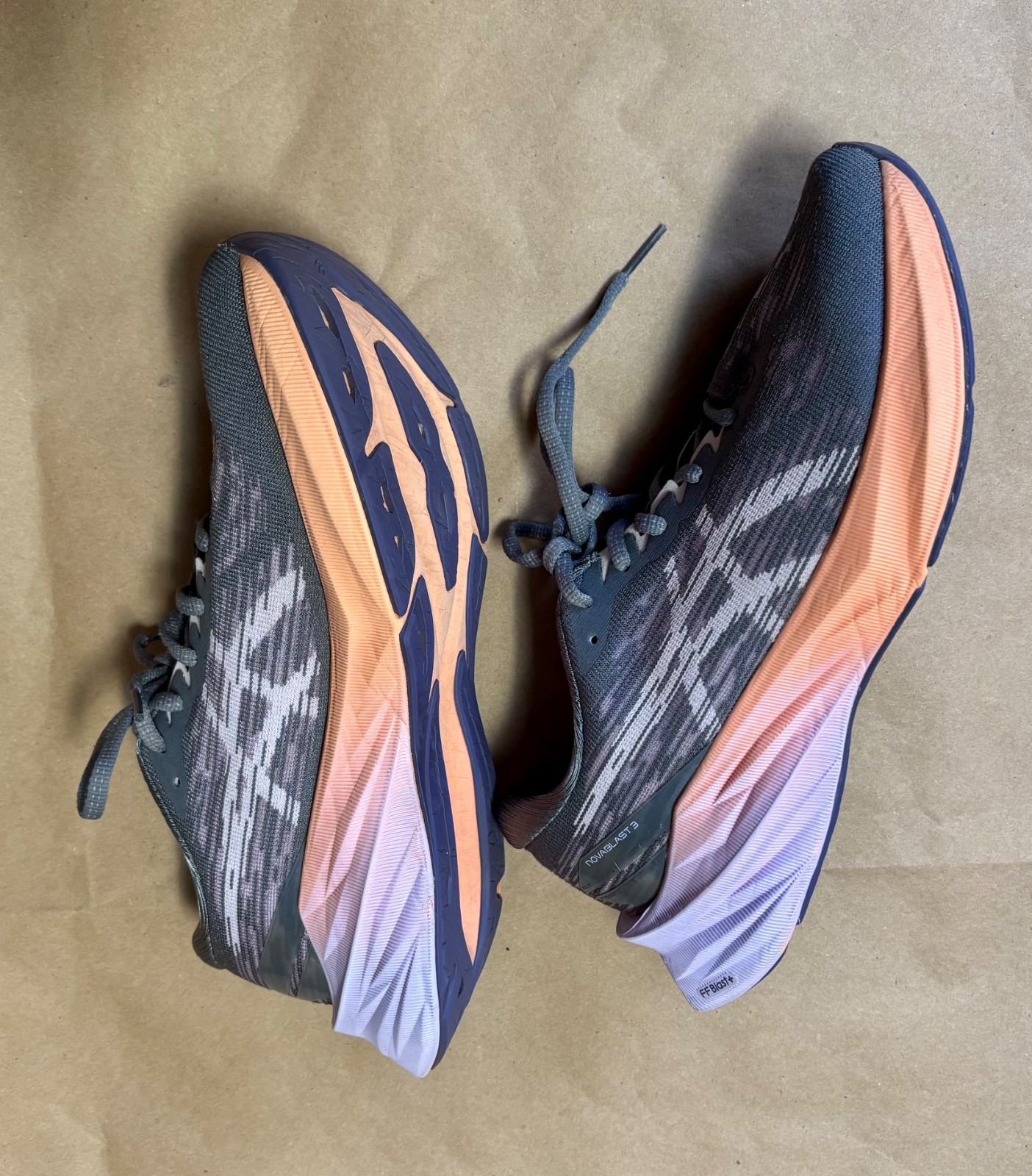 women asics 8.5 novablast 3 FF Blast+