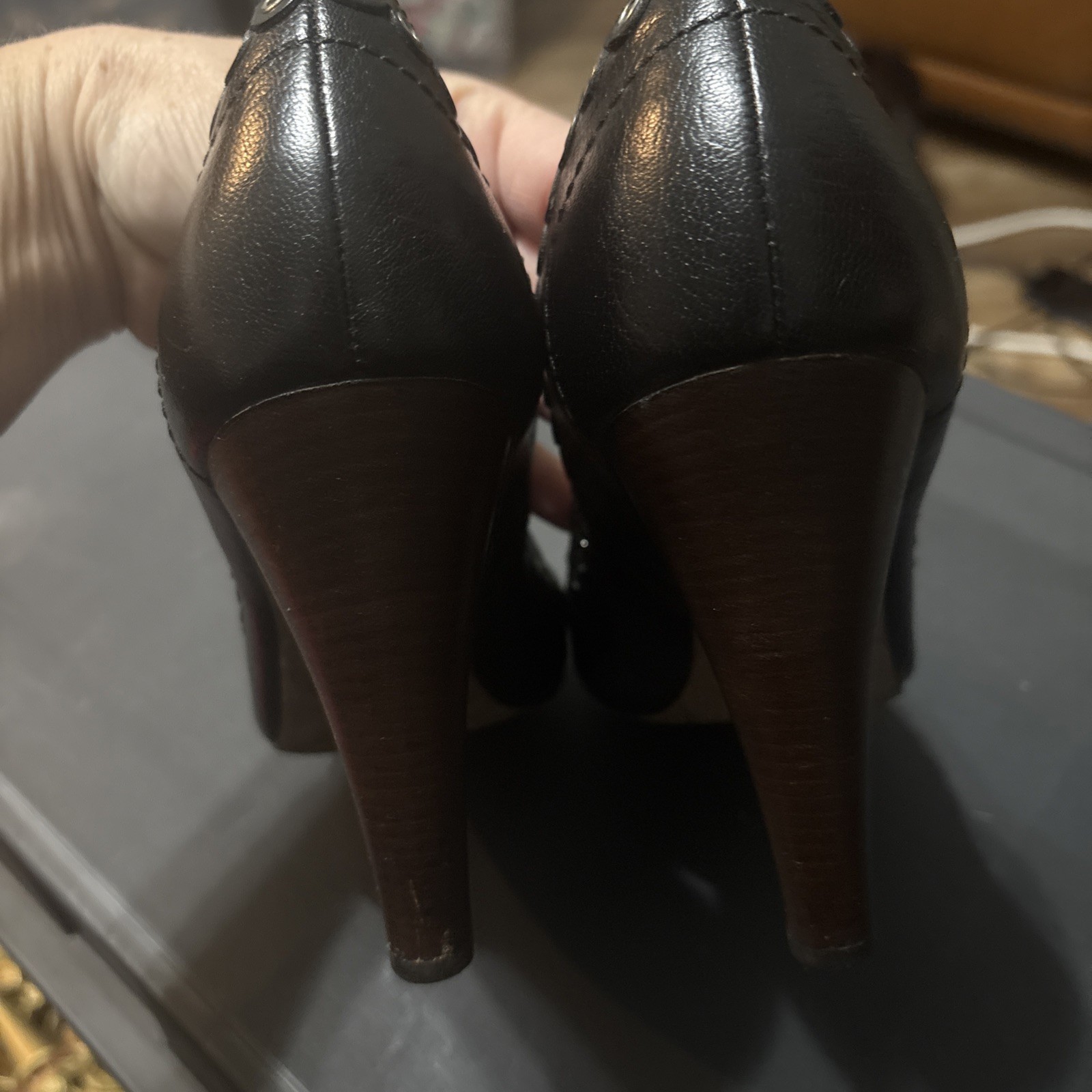 Marc by Marc Jacobs Fits Like 7.5,EU 36.5 Black Leather Studded Wood Heels Pumps