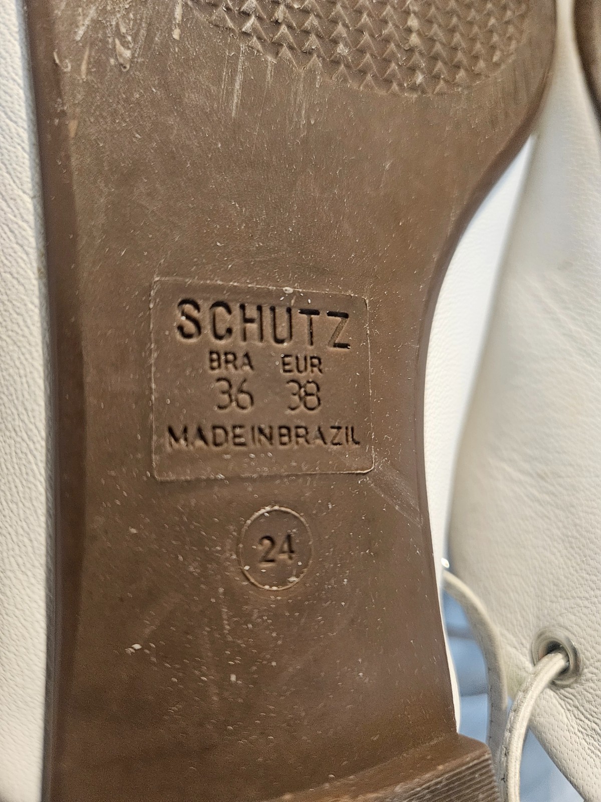 Schultz flats – Pre-owned