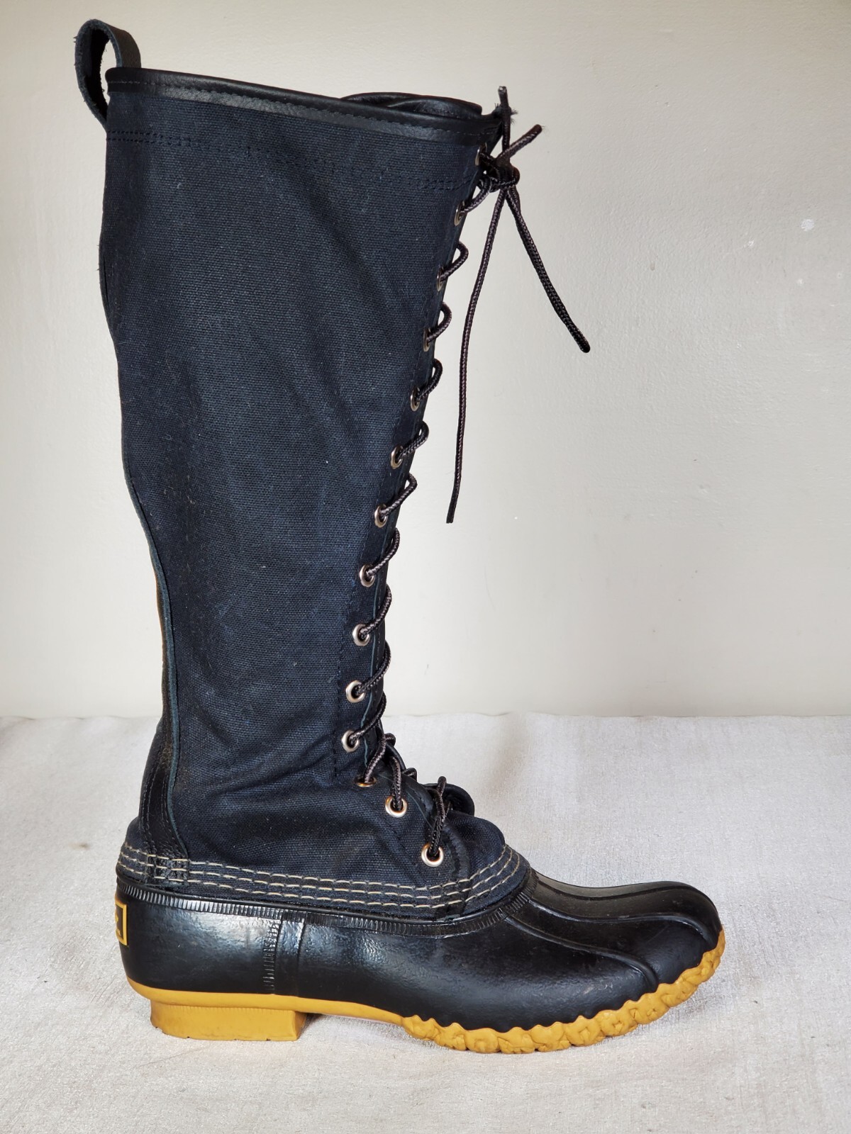 L.L. Bean Signature 16″ Black Waxed Canvas Unlined Tall Hunting Boots Women US 6