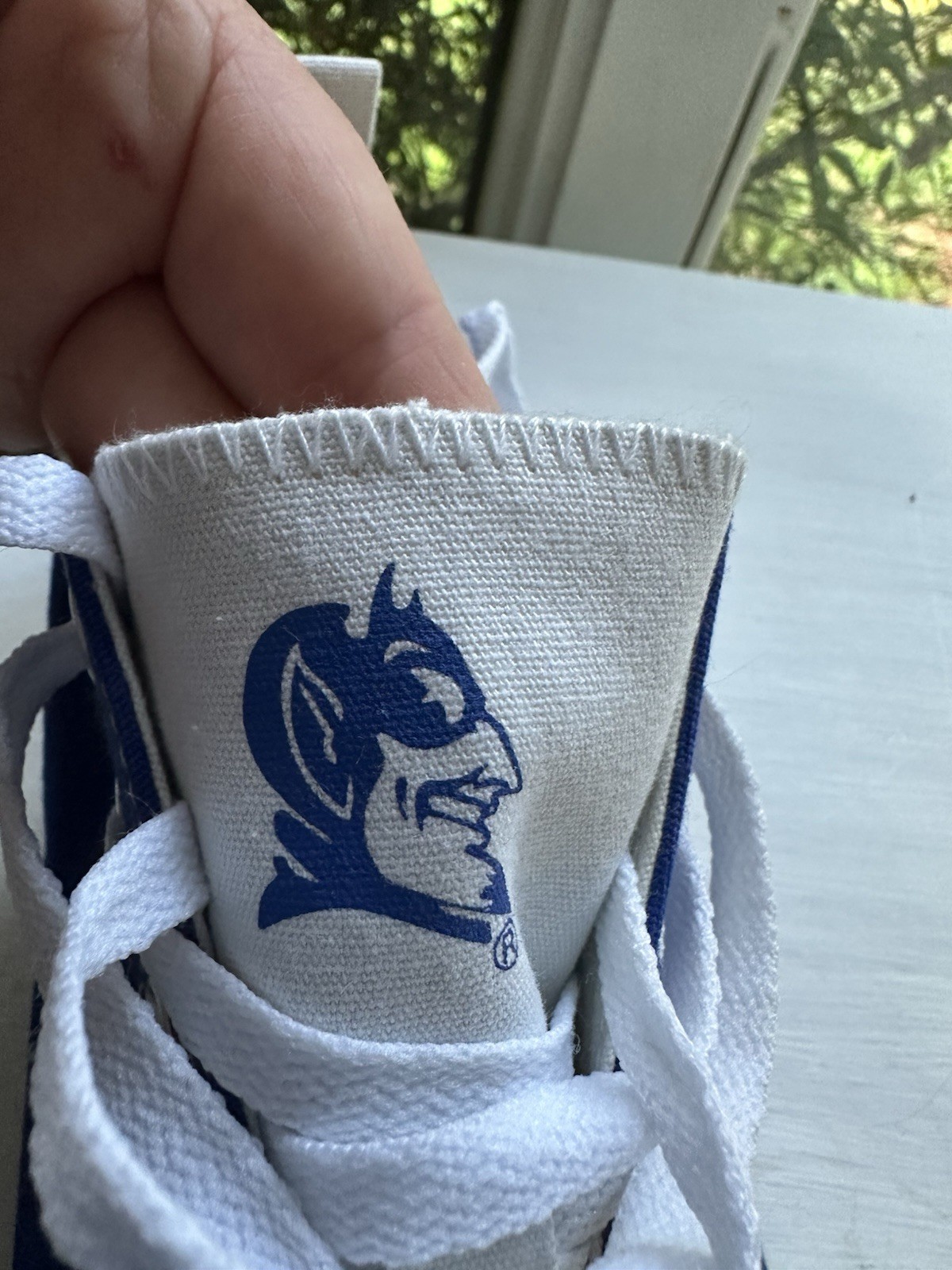 Skicks Duke Blue Devil Blue Devils Women’s Low Top Lace-Up Canvas Sneaker