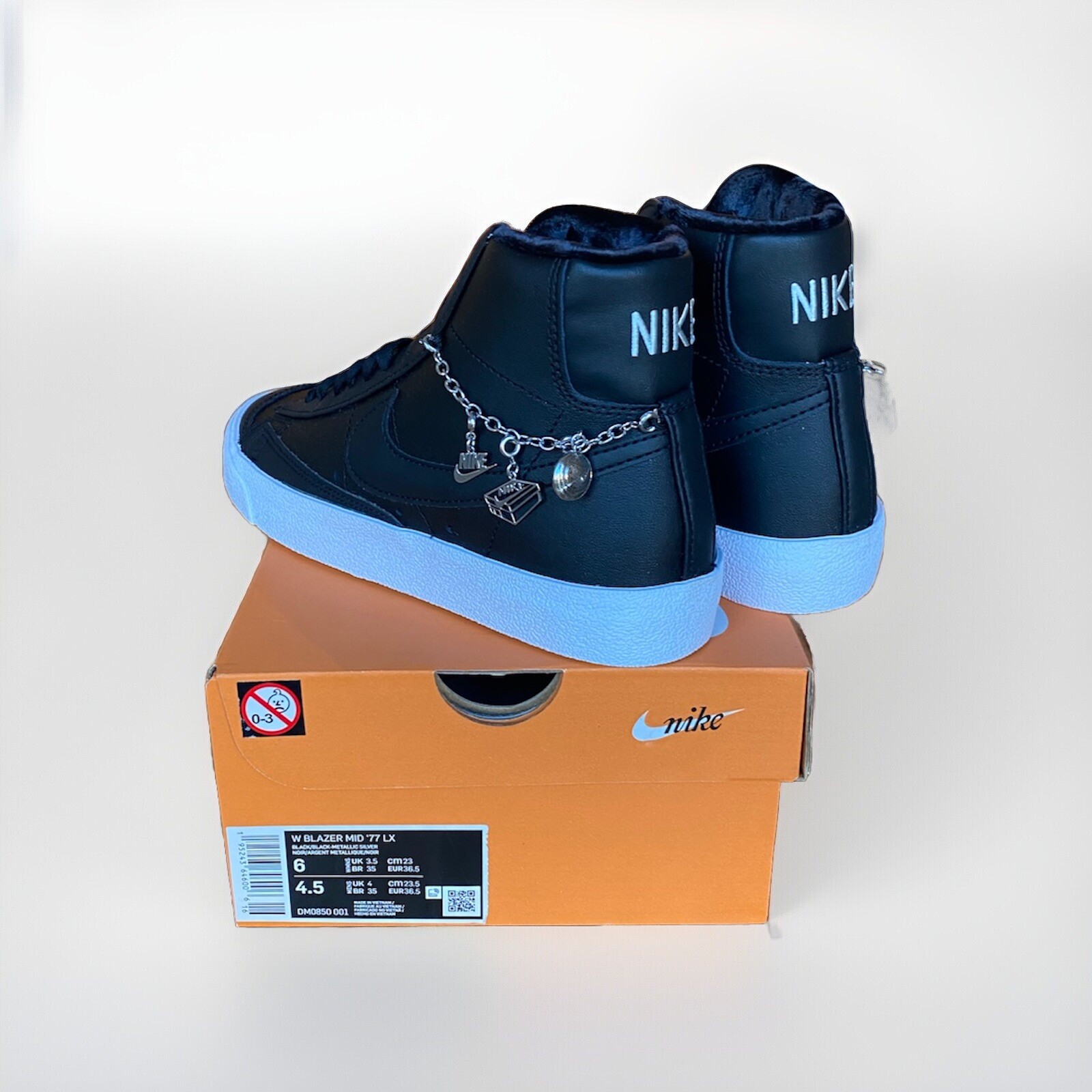 Nike Blazer Mid 77 LX Lucky Charms Black Women’s Size 6 DM0850-001 New w/ Box