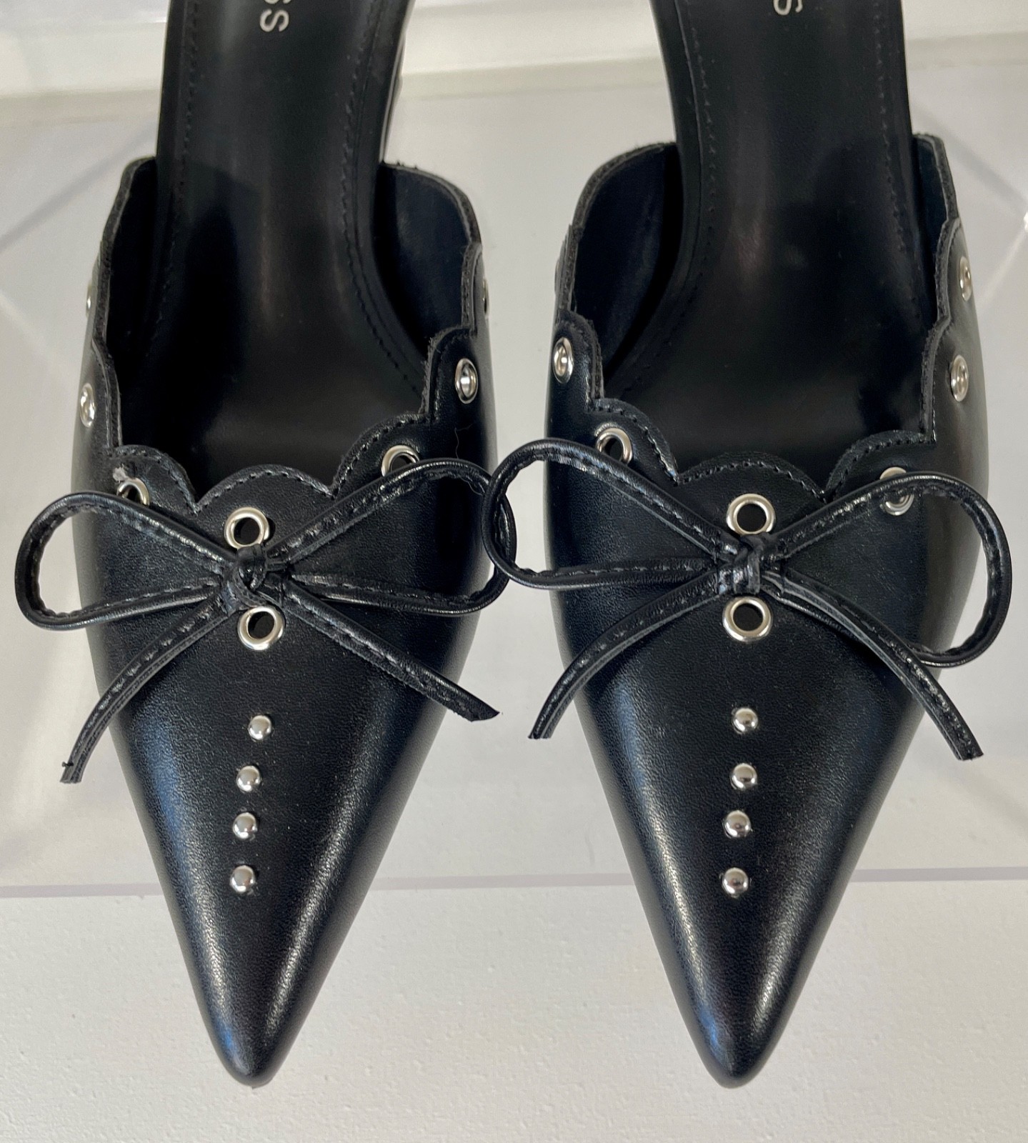 BERNESS Melina Bow Studded Scallop Eyelet Pointed Toe Kitten Heel Mule 8 Black