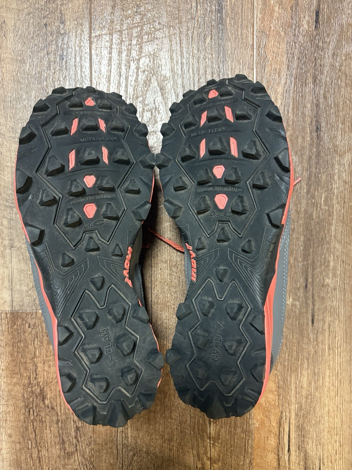 Inov-8 X-Claw 275 Power Flow Trail Running Shoes Womens Size 8.5 Standard Fit