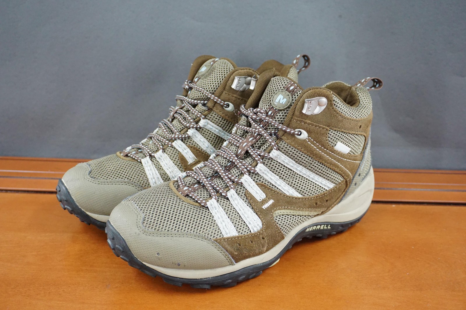 Merrell Payette Hiking Shoes Womens 8 Brown Waterproof Suede Mesh Trail Sneakers