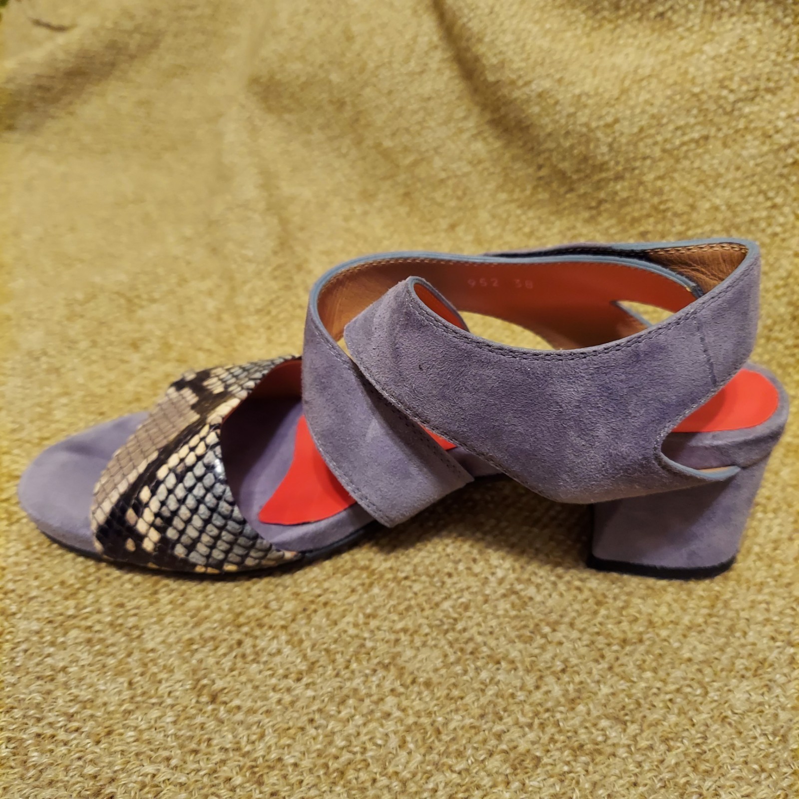 Pas De Rouge EU 38 Purple Suede /Snakeskin Design Leather Sandals
