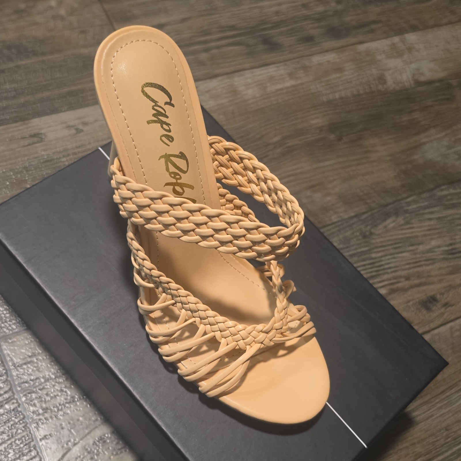Cape Robbin Women’s Beige Braided Strap Slide Sandals Leather Slip-On, US 7